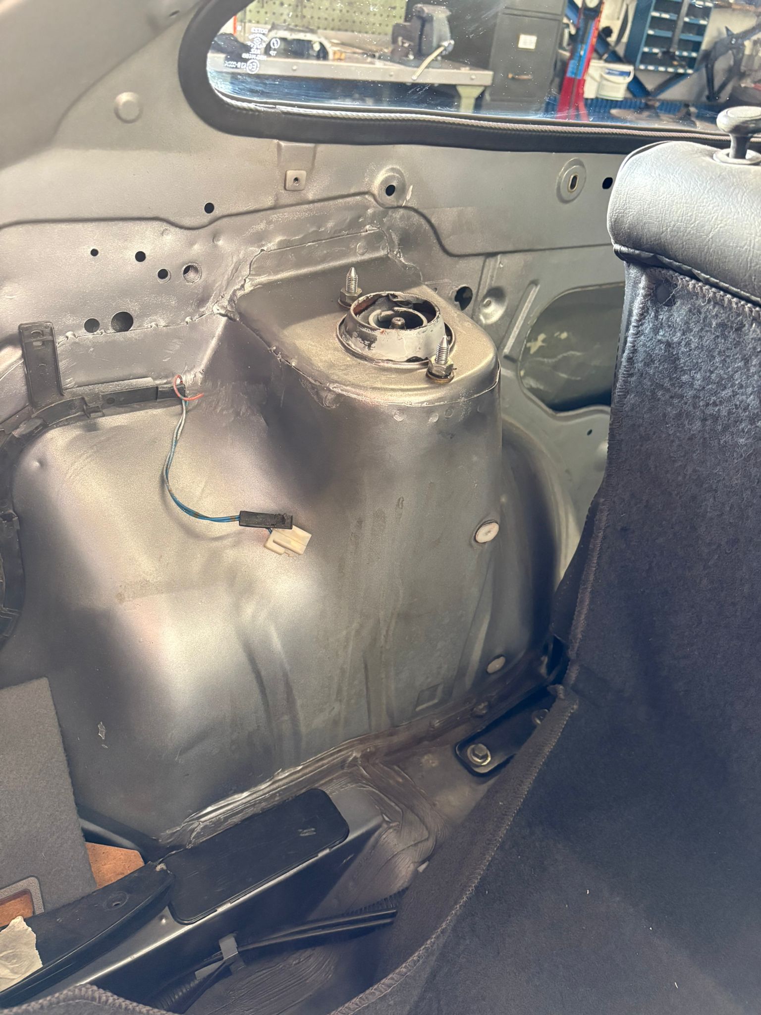 MAZDA 323 1.6i GT Turbo-image-17
