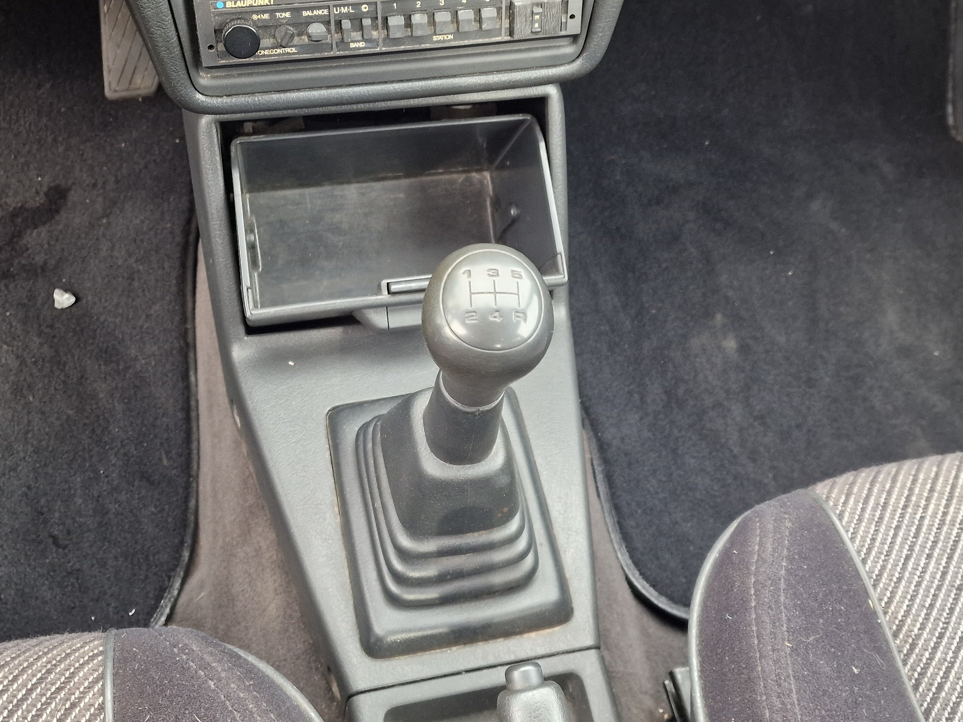 MAZDA 323 1.6i GT Turbo-image-10