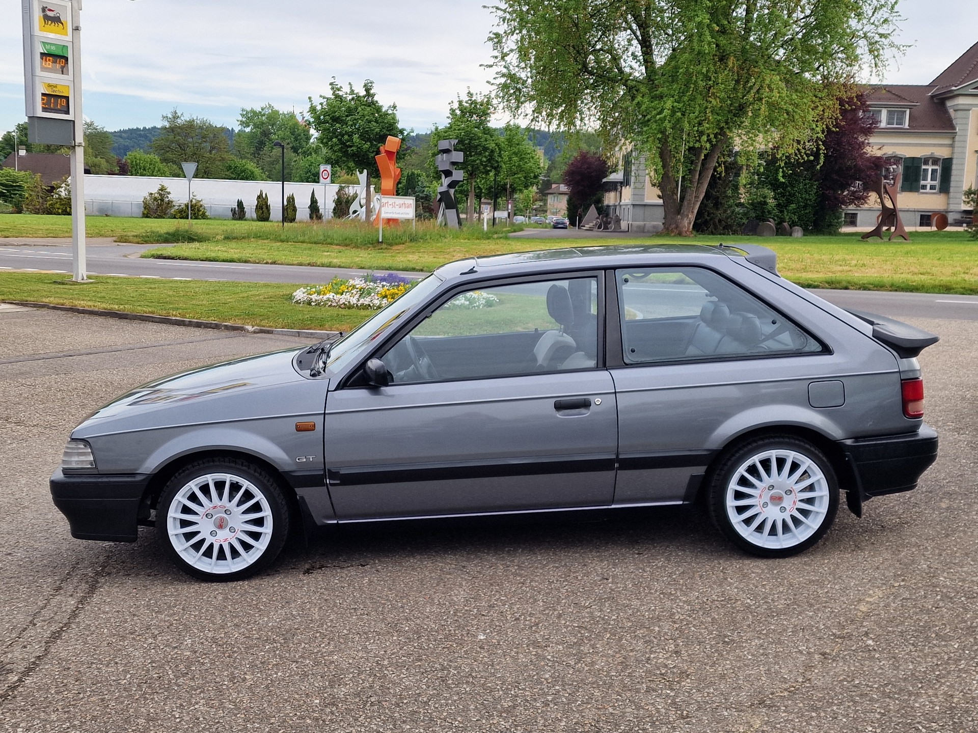 MAZDA 323 1.6i GT Turbo-image-1