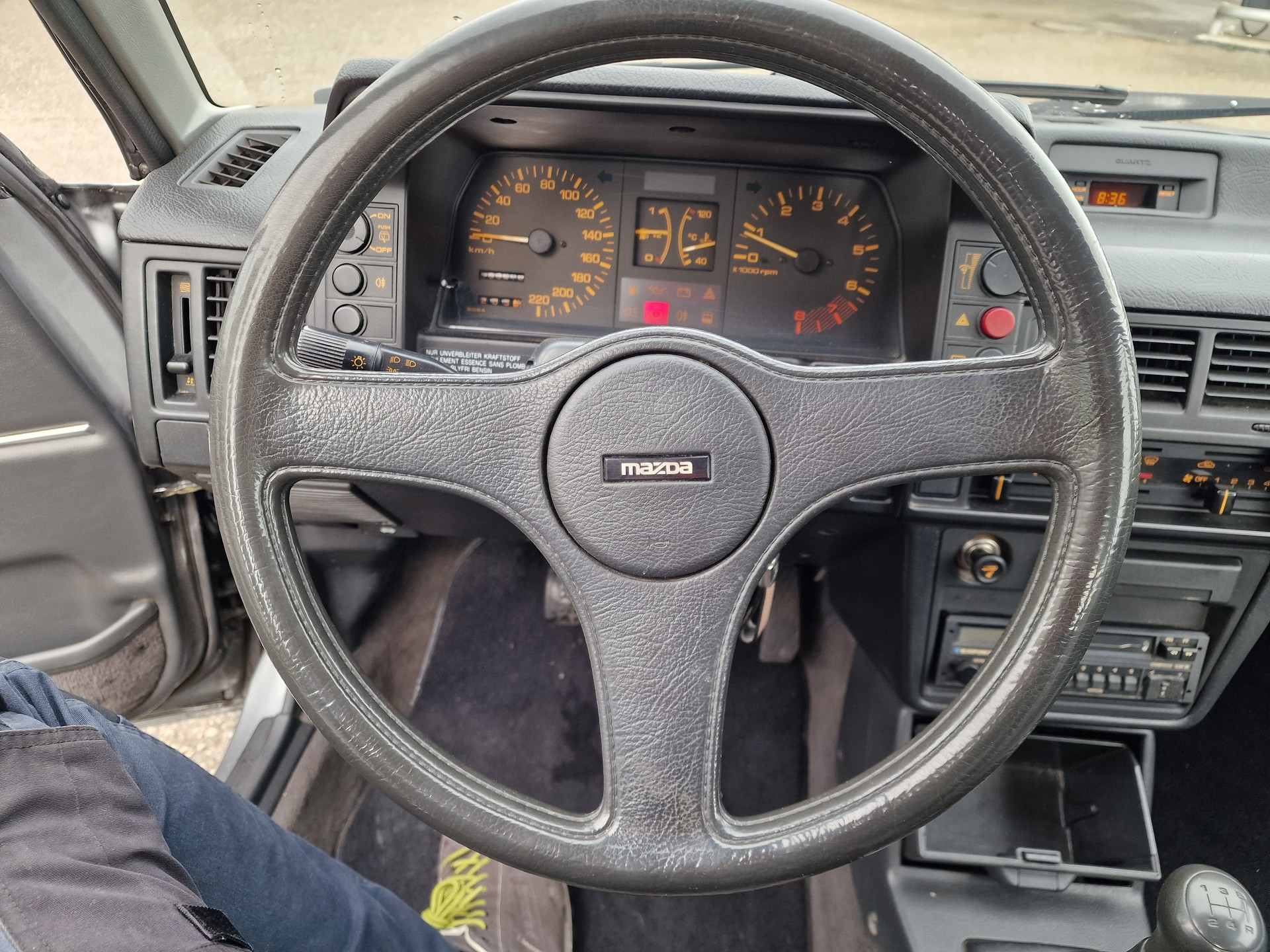 MAZDA 323 1.6i GT Turbo-image-11