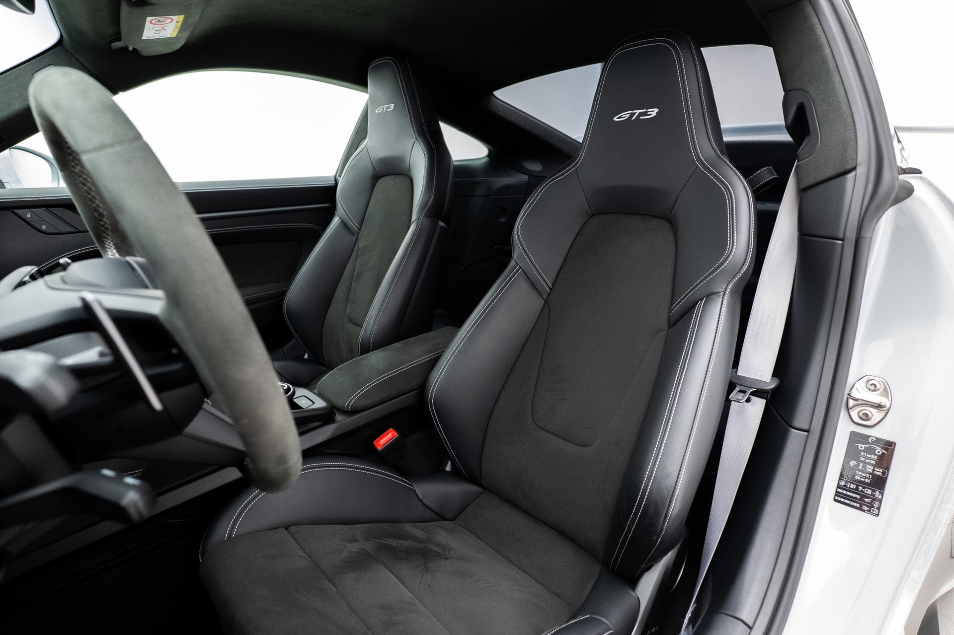 PORSCHE 911 Carrera GT3 PDK-image-7