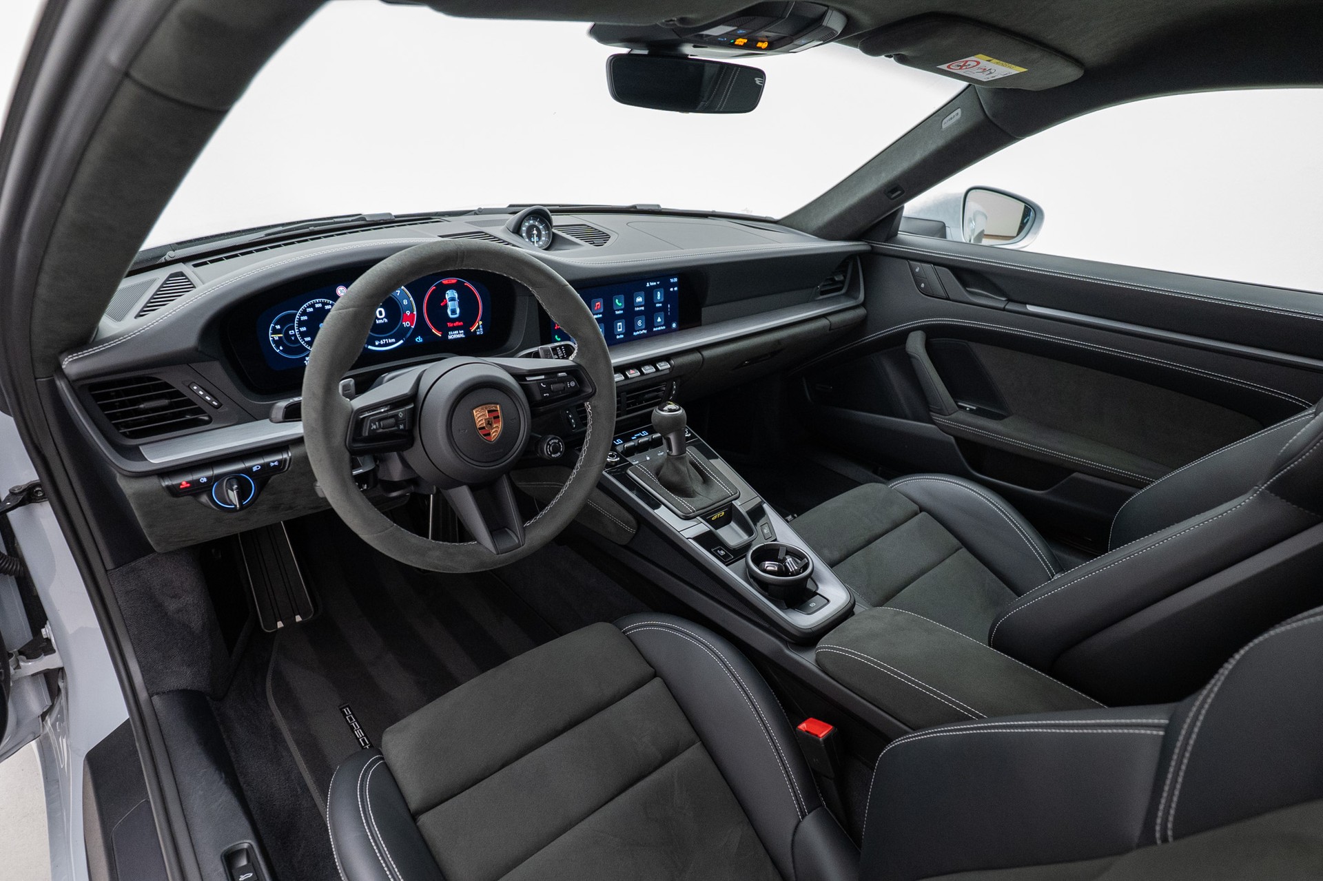 PORSCHE 911 Carrera GT3 PDK-image-5