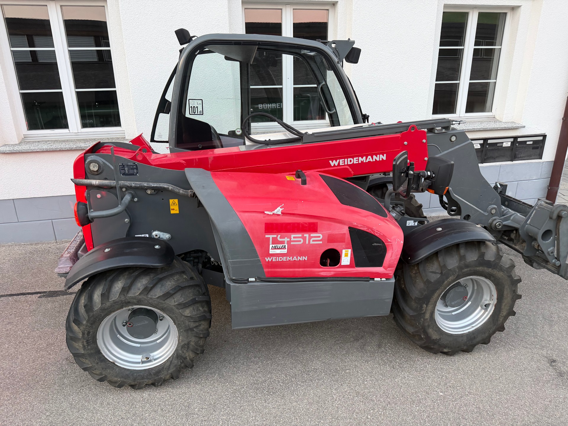 UNIMOG Weidemann T4512 4x4 Kramer-image-4