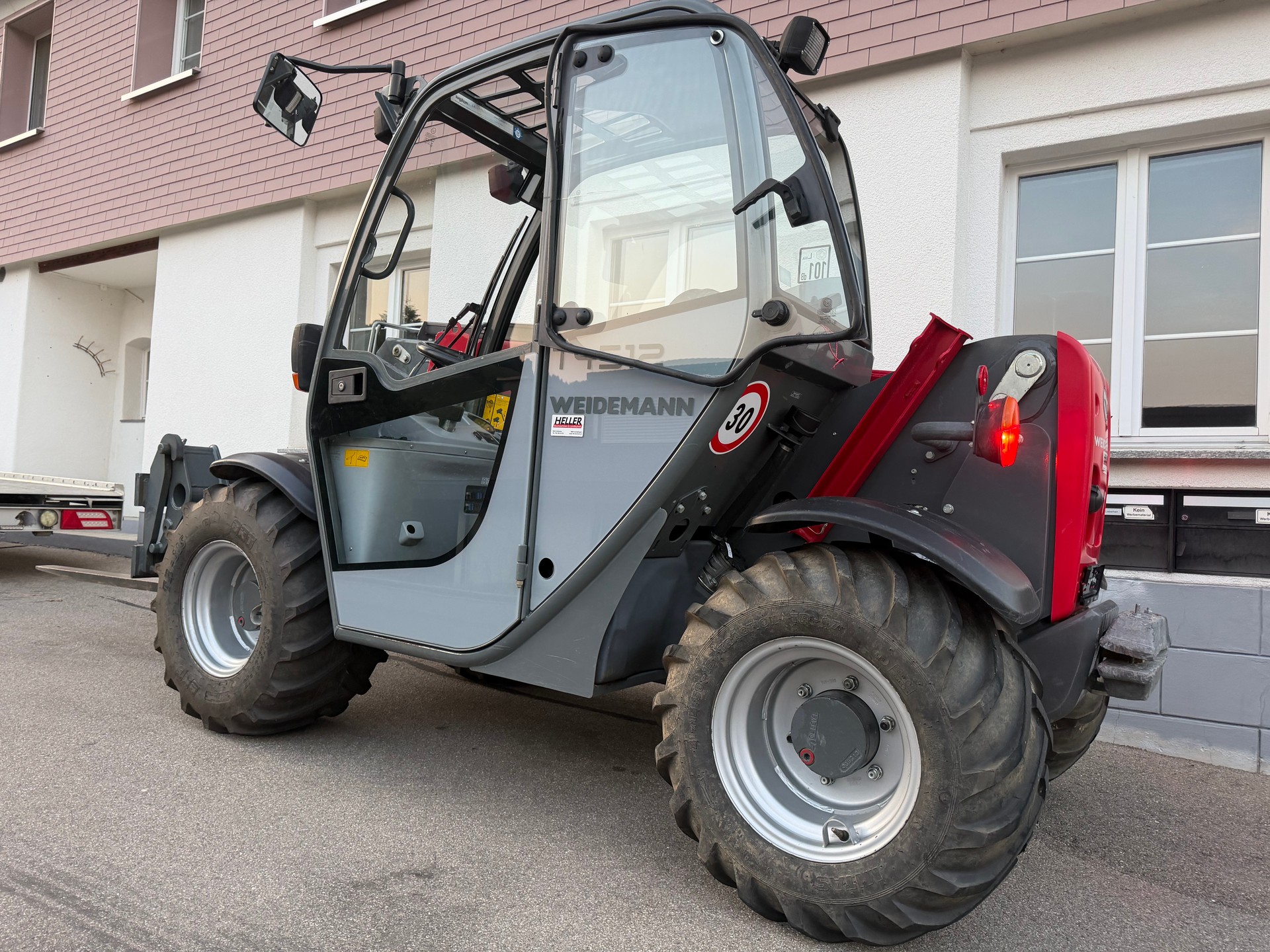 UNIMOG Weidemann T4512 4x4 Kramer-image-3