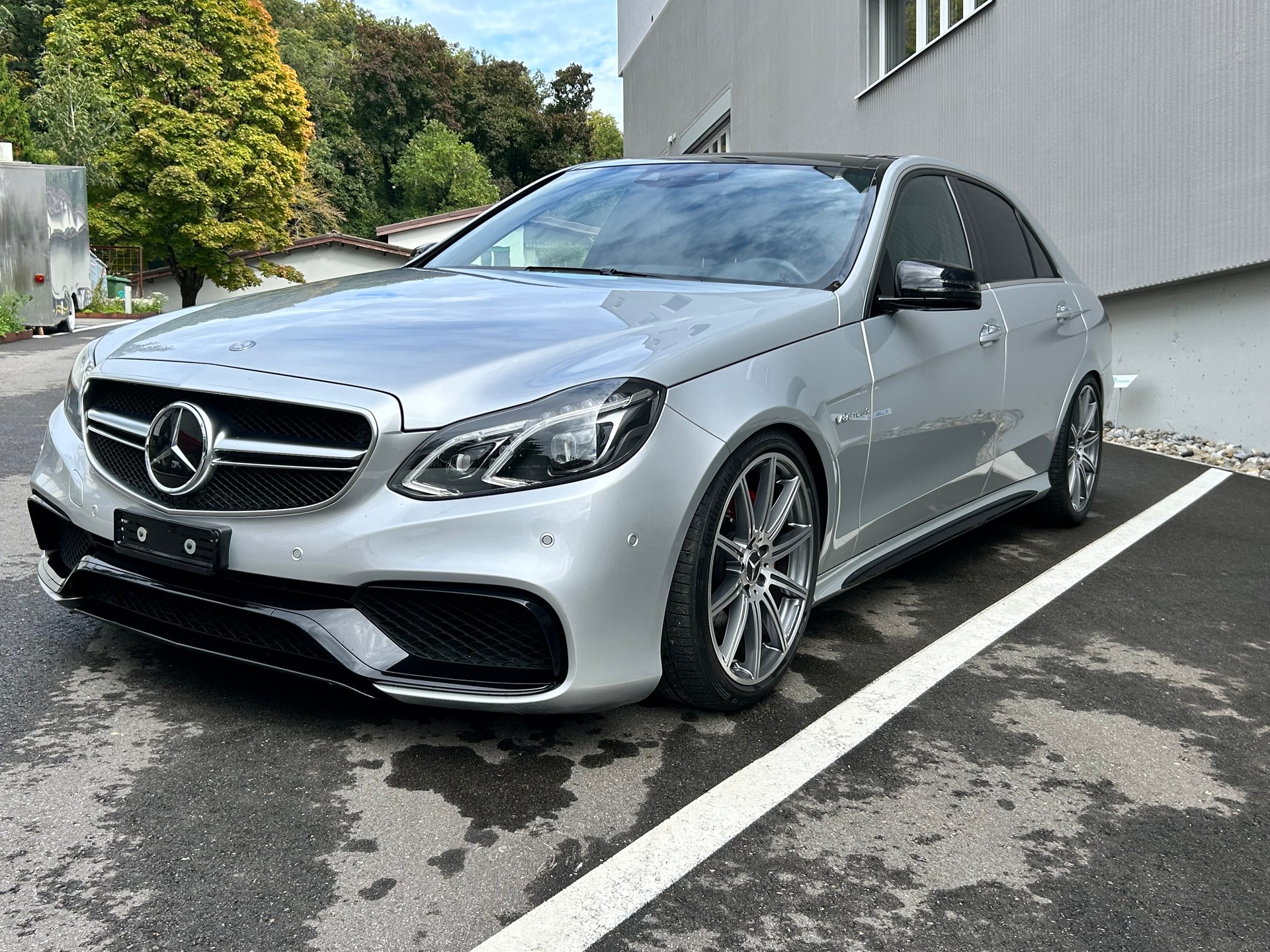 MERCEDES-BENZ E 63 V8 S AMG 4matic-image-14