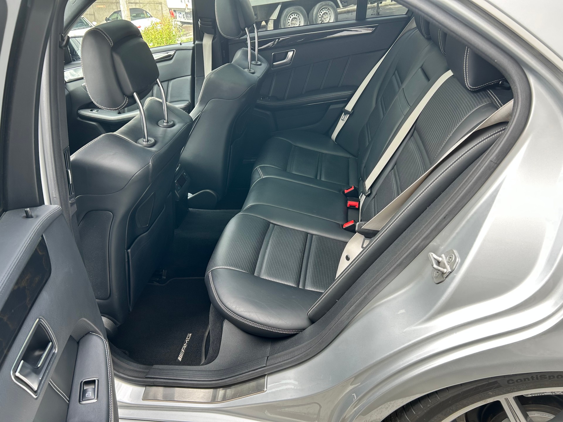 MERCEDES-BENZ E 63 V8 S AMG 4matic-image-7