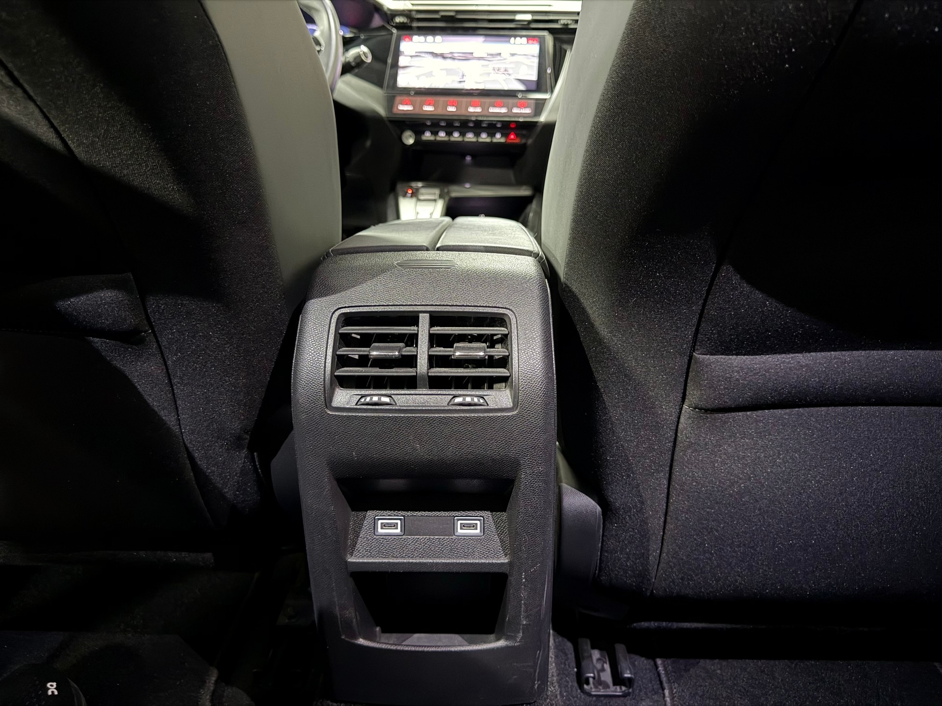 PEUGEOT 308 SW 1.5 BlueHDI Allure EAT8-image-20