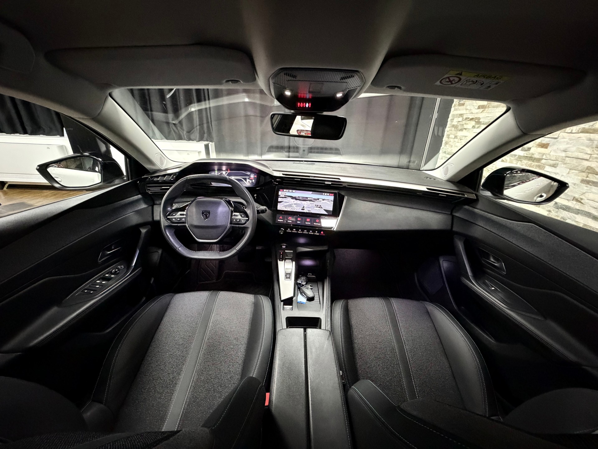 PEUGEOT 308 SW 1.5 BlueHDI Allure EAT8-image-21