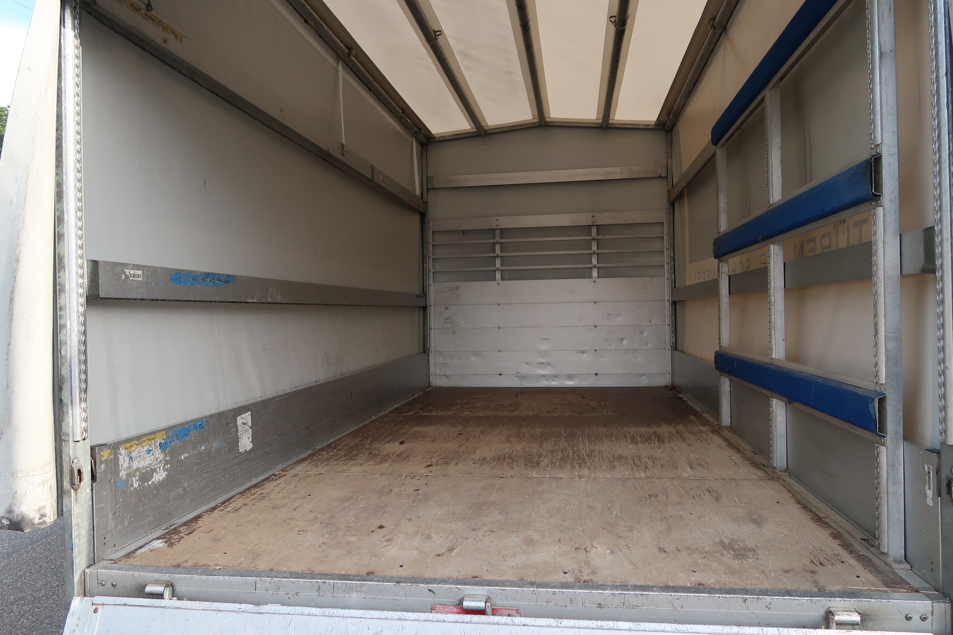 IVECO 35 S 15-image-11