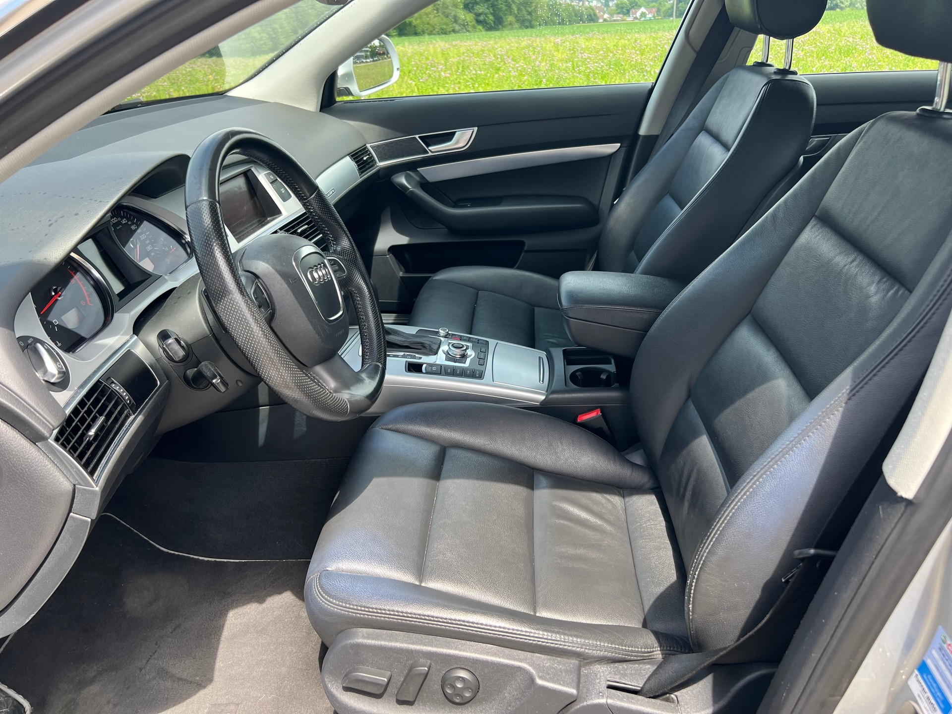AUDI A6 Avant 3.0 V6 TDI quattro tiptronic-image-3