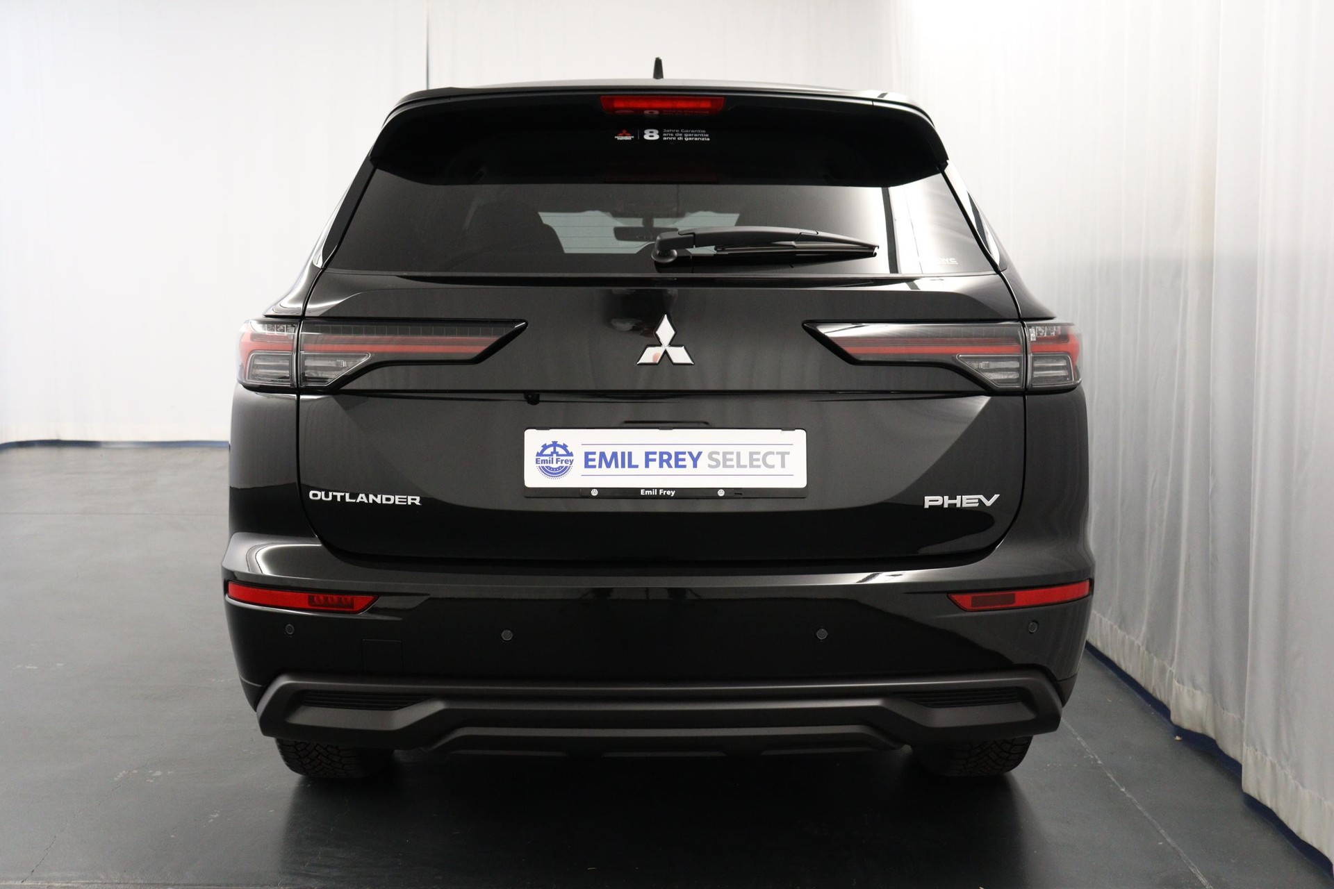 MITSUBISHI Outlander 2.4 PHEV Invite 4x4-image-11