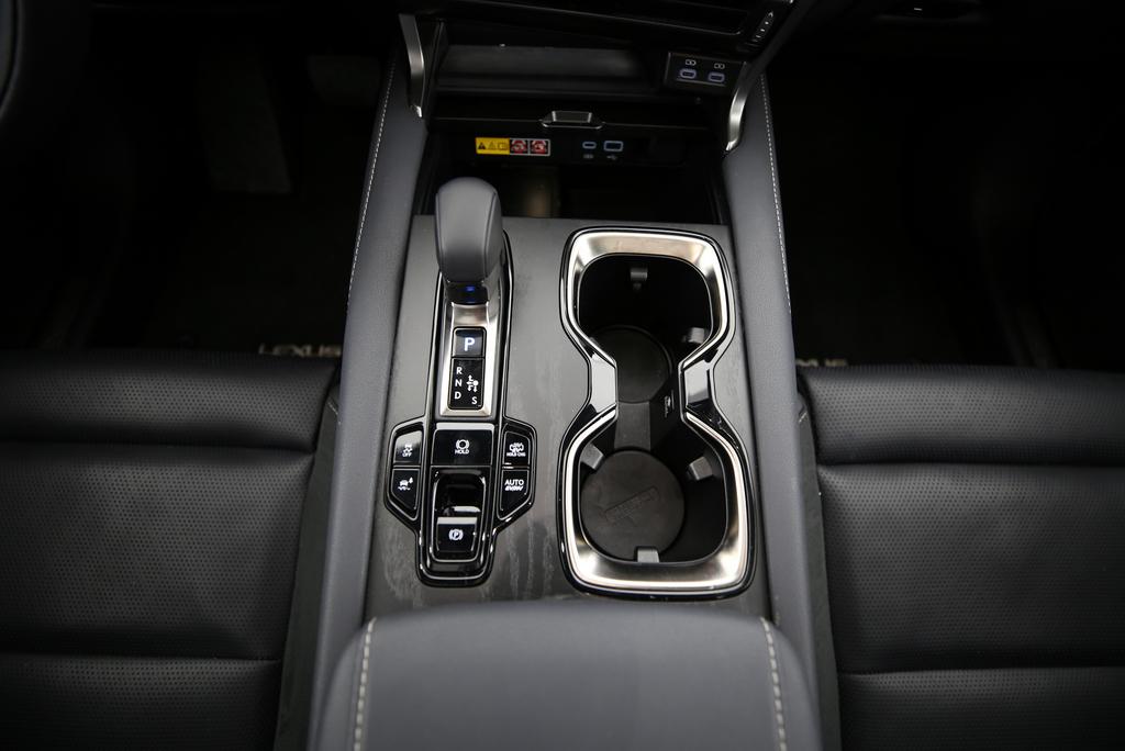 LEXUS RX 450h+ Excellence-image-7