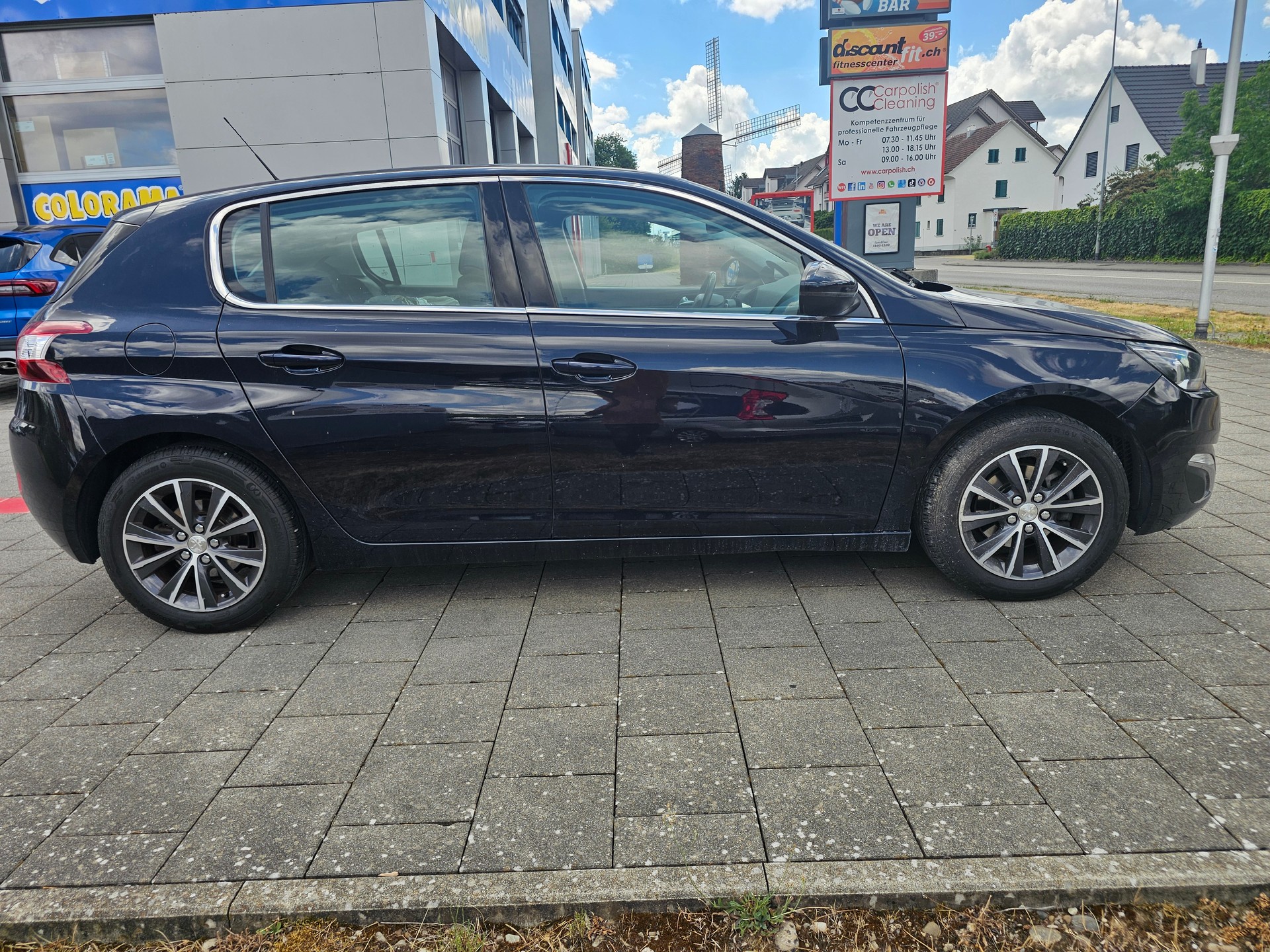 PEUGEOT 308 1.2 THP GT Line-image-3