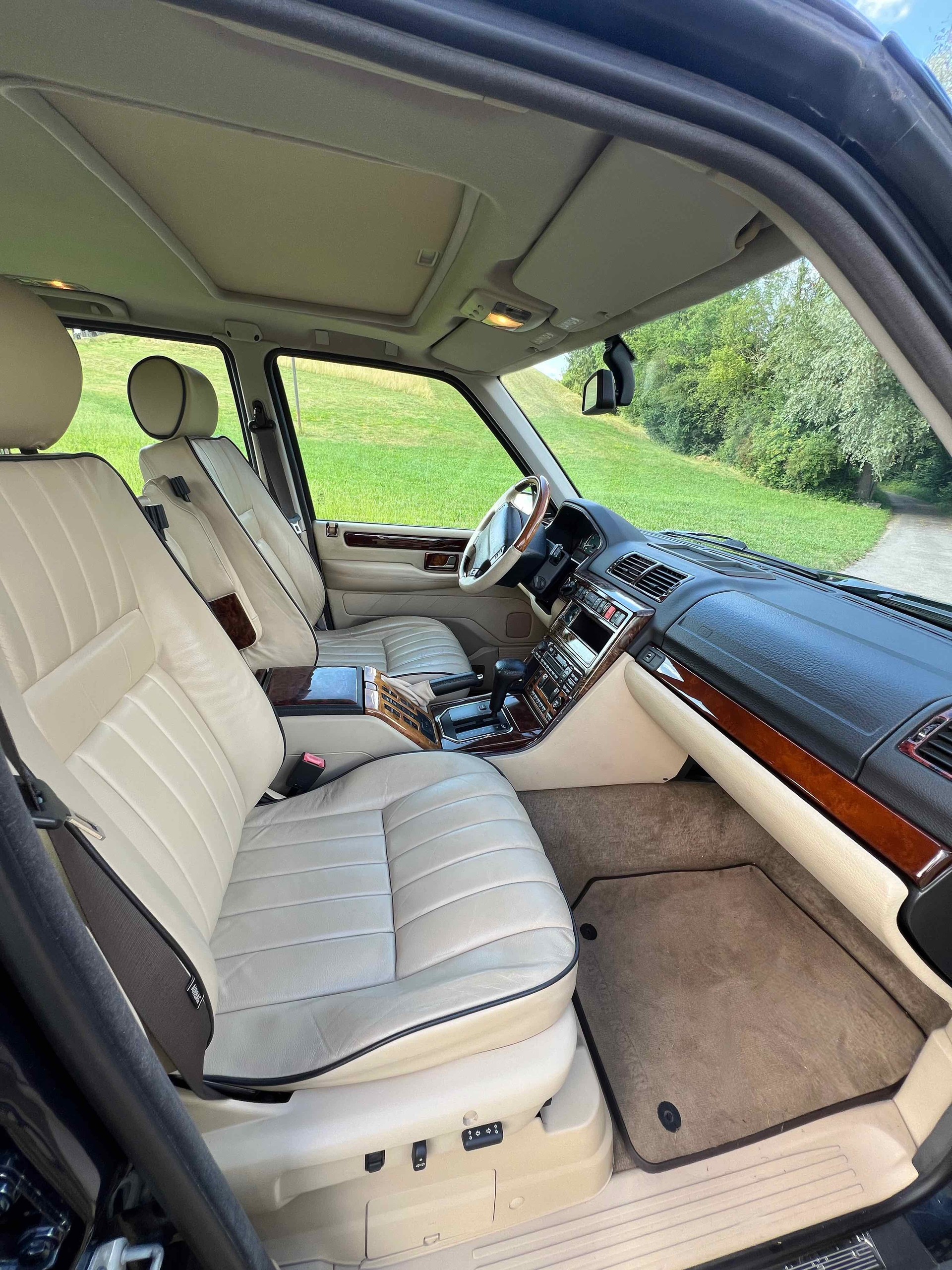 LAND ROVER Range Rover 4.6 Vogue-image-8