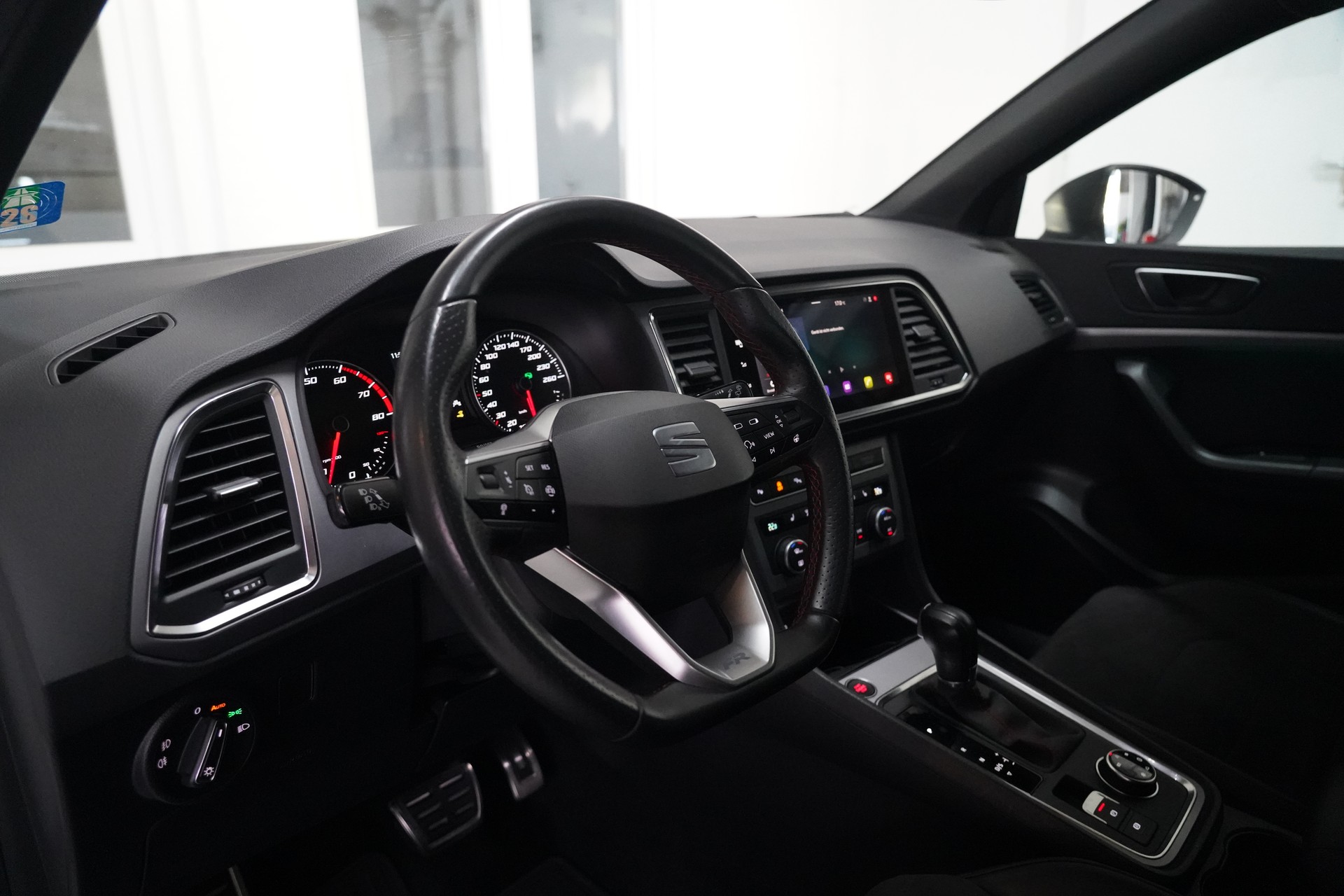 SEAT Ateca 2.0 TSI Hola FR 4Drive DSG-image-9