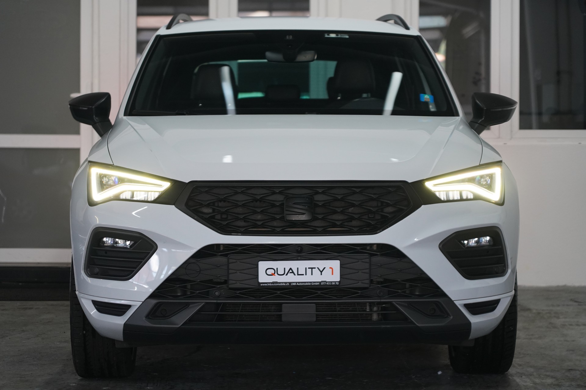 SEAT Ateca 2.0 TSI Hola FR 4Drive DSG-image-2
