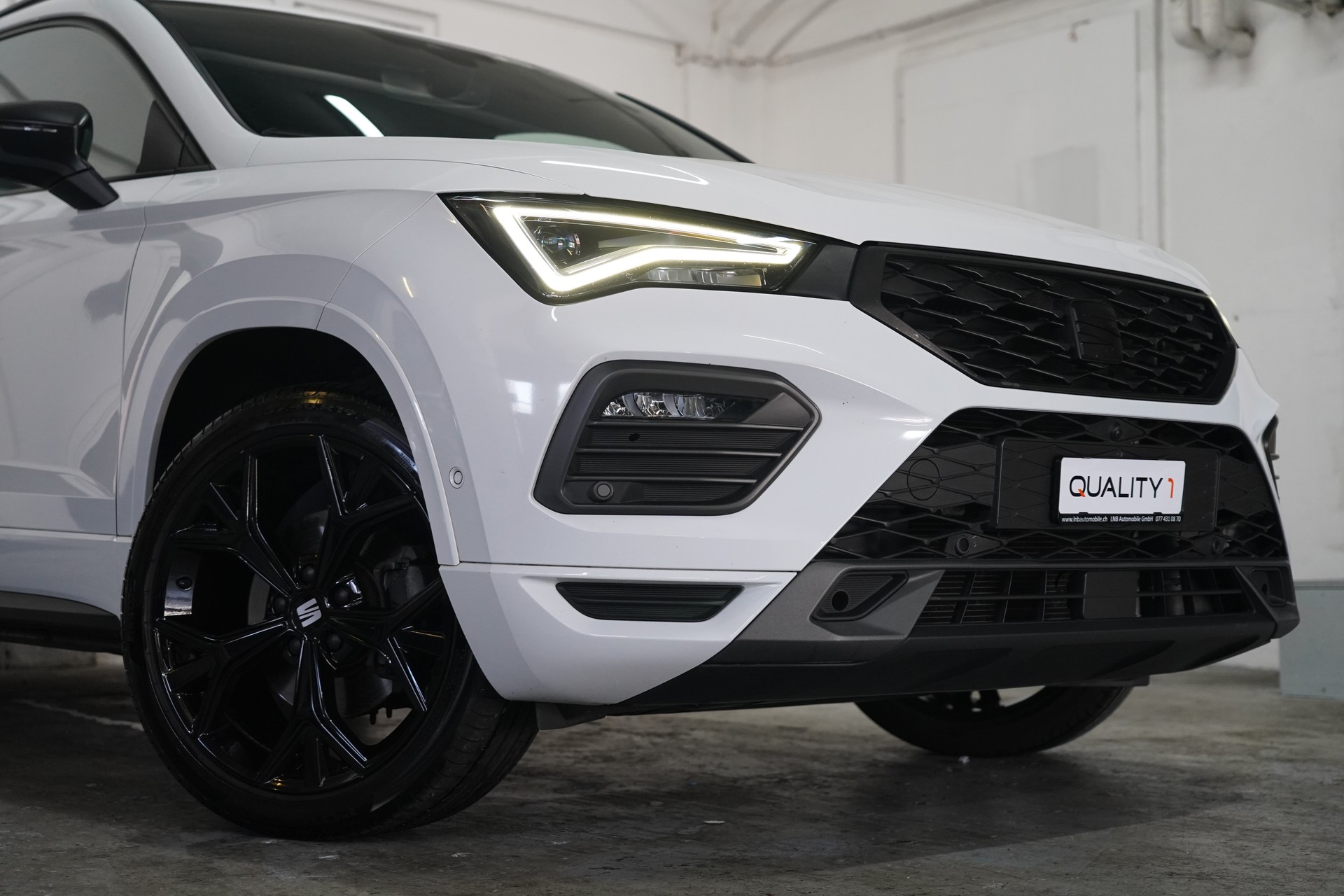 SEAT Ateca 2.0 TSI Hola FR 4Drive DSG-image-1