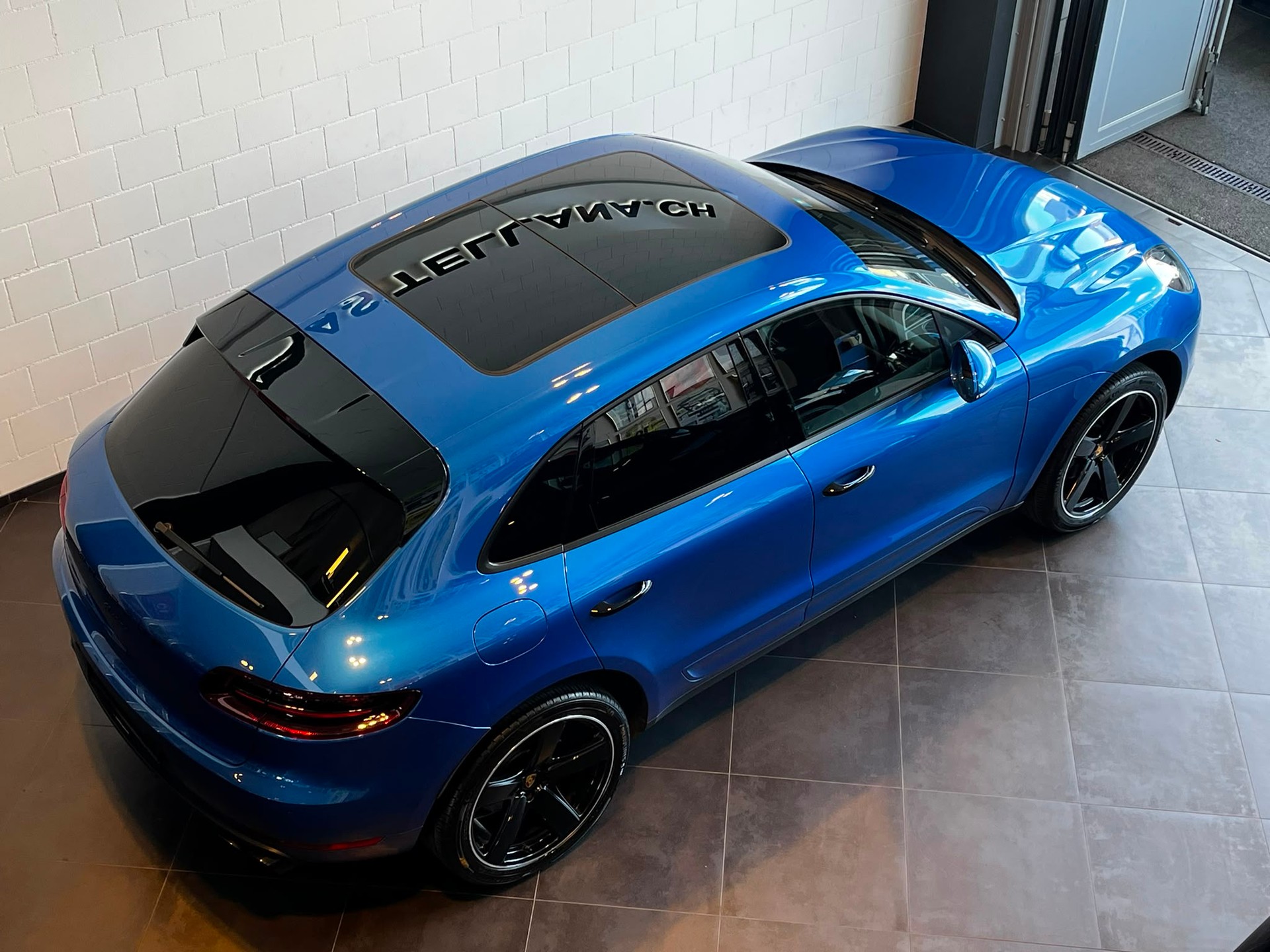 PORSCHE Macan PDK-image-8