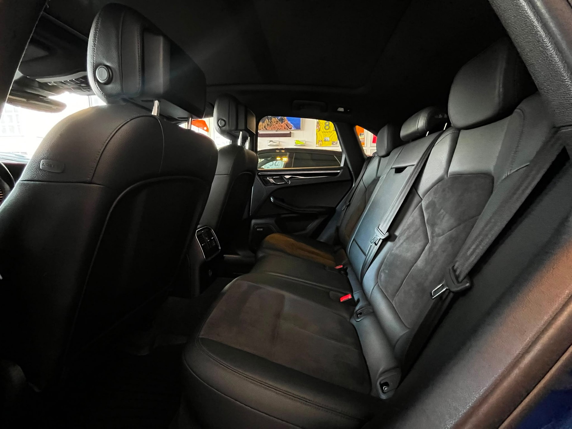 PORSCHE Macan PDK-image-14