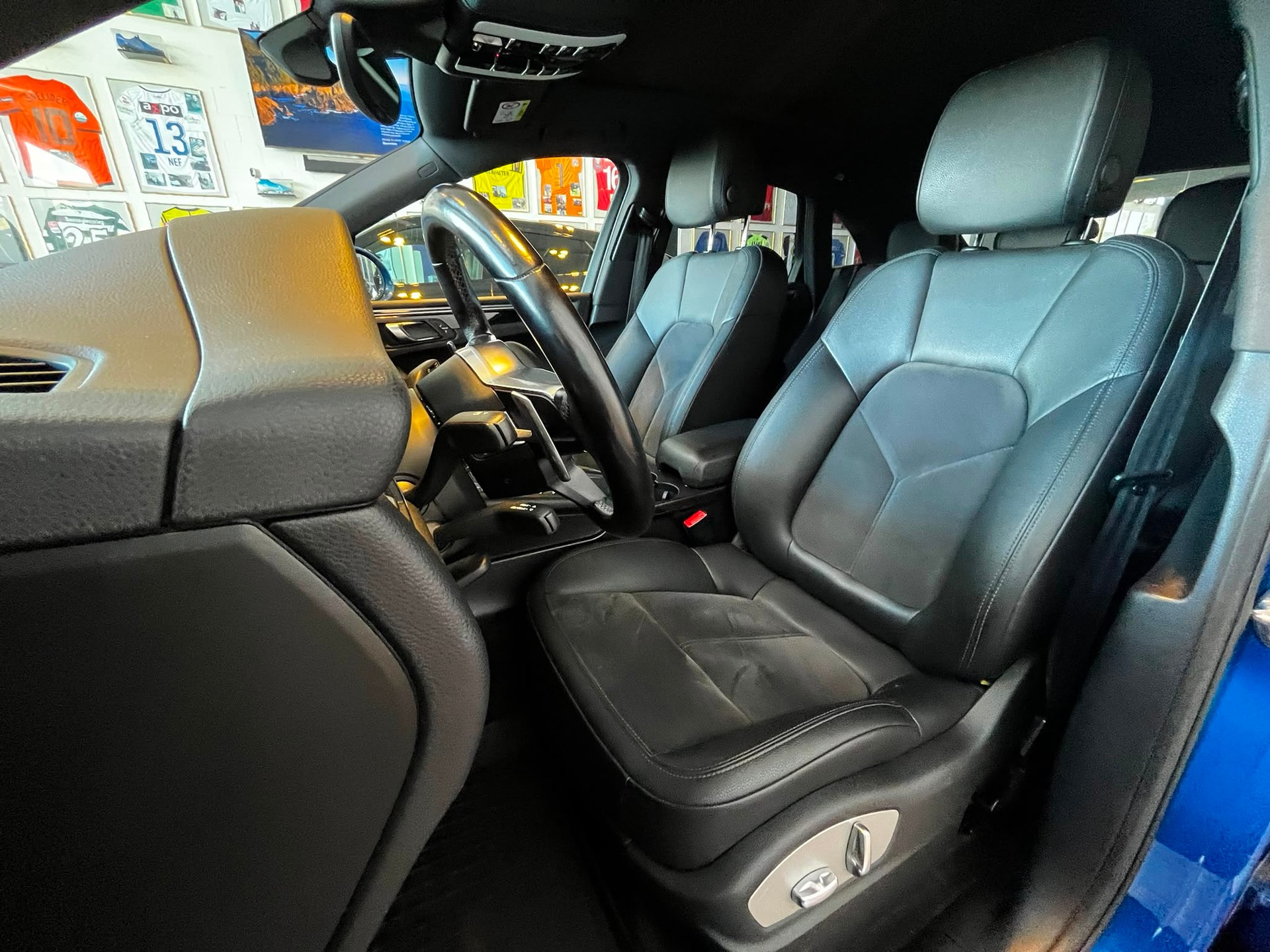 PORSCHE Macan PDK-image-13