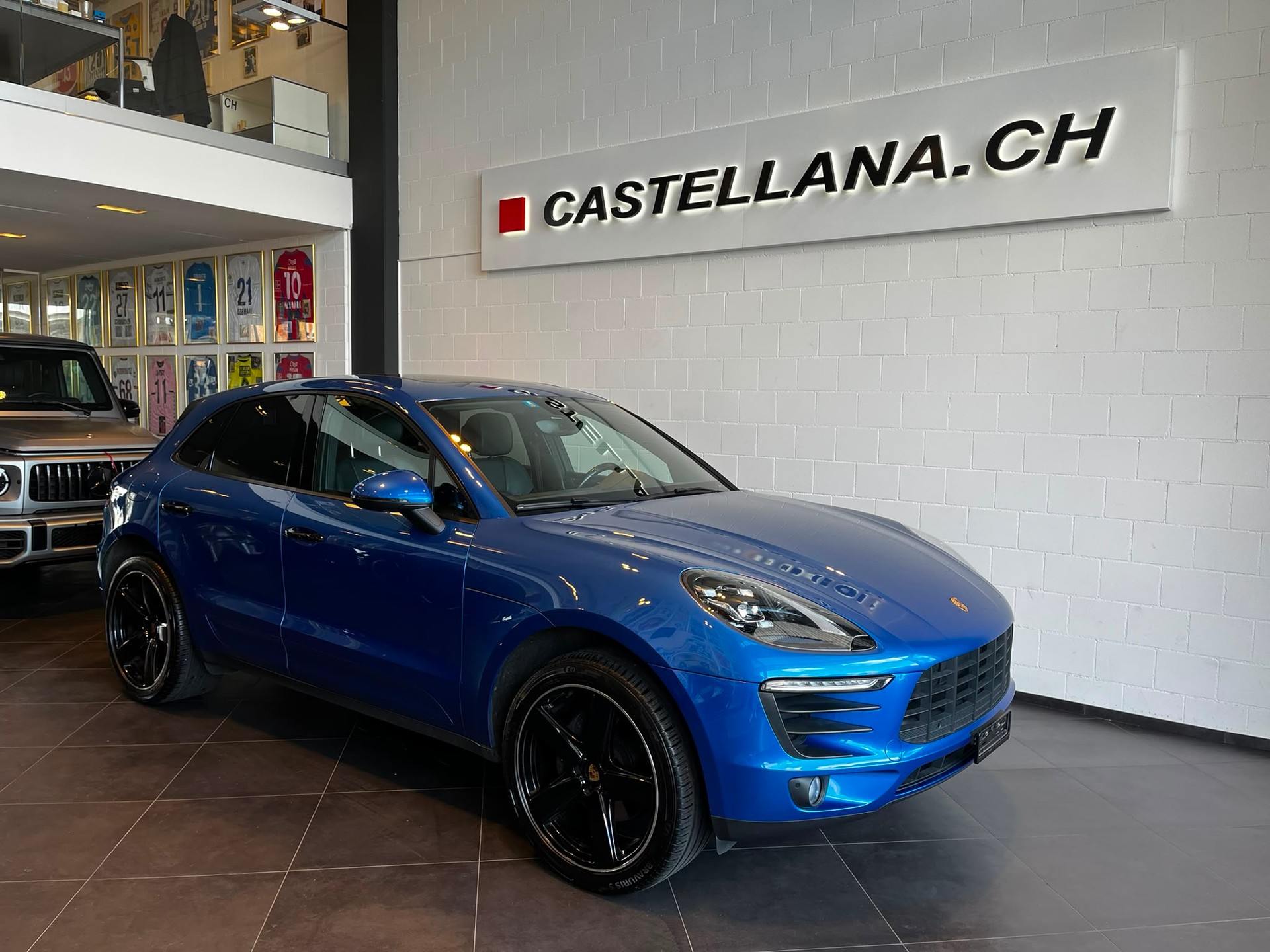 PORSCHE Macan PDK-image-0