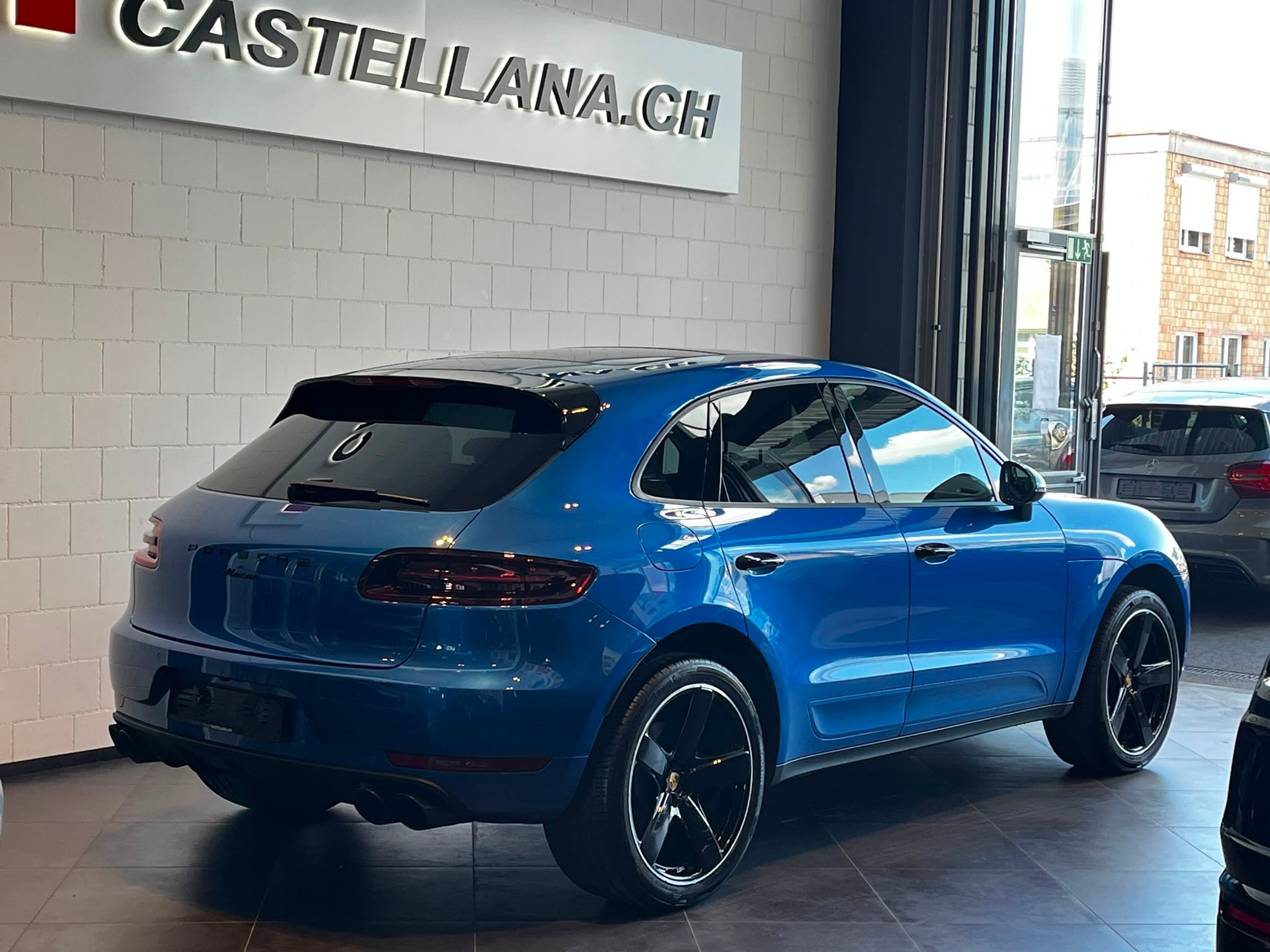 PORSCHE Macan PDK-image-6