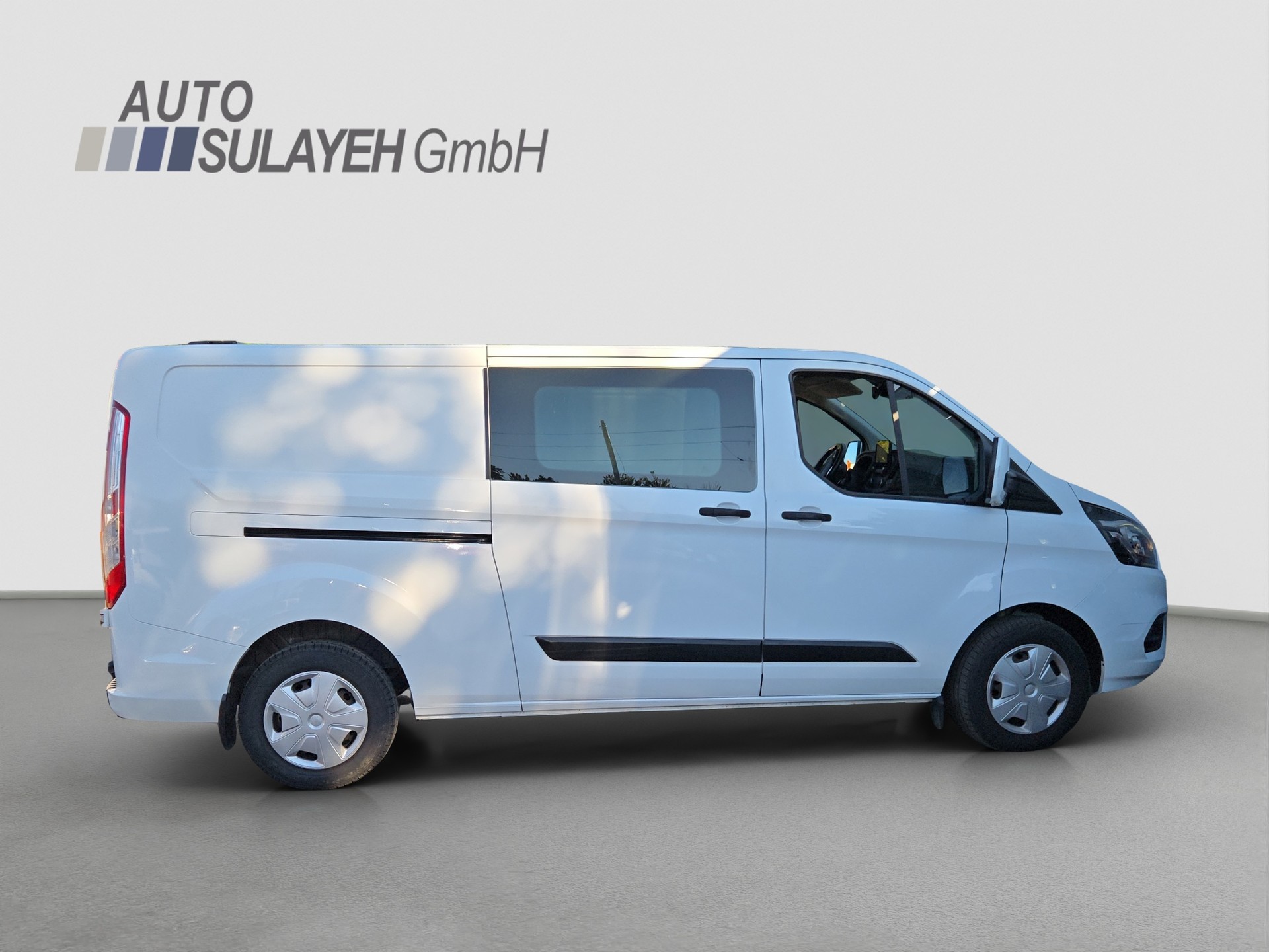 FORD Transit Custom Van 320 L2H1 Trend-image-2