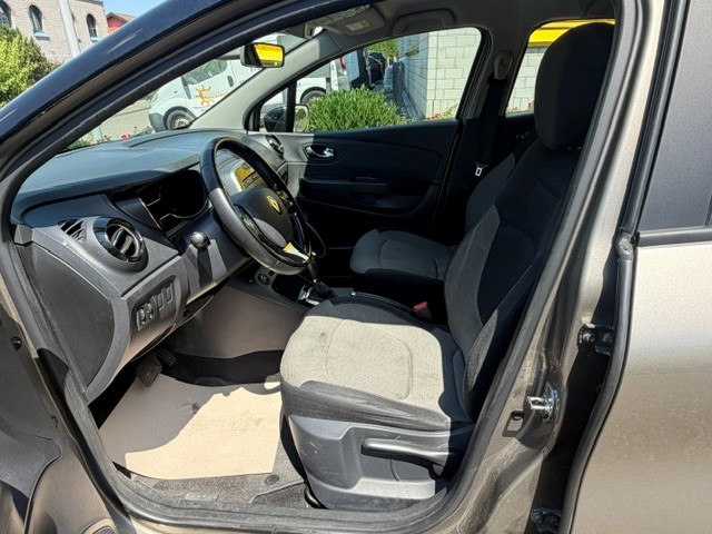 RENAULT Captur 1.2 T 16V Privilège EDC-image-6