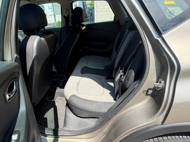 RENAULT Captur 1.2 T 16V Privilège EDC-image-7