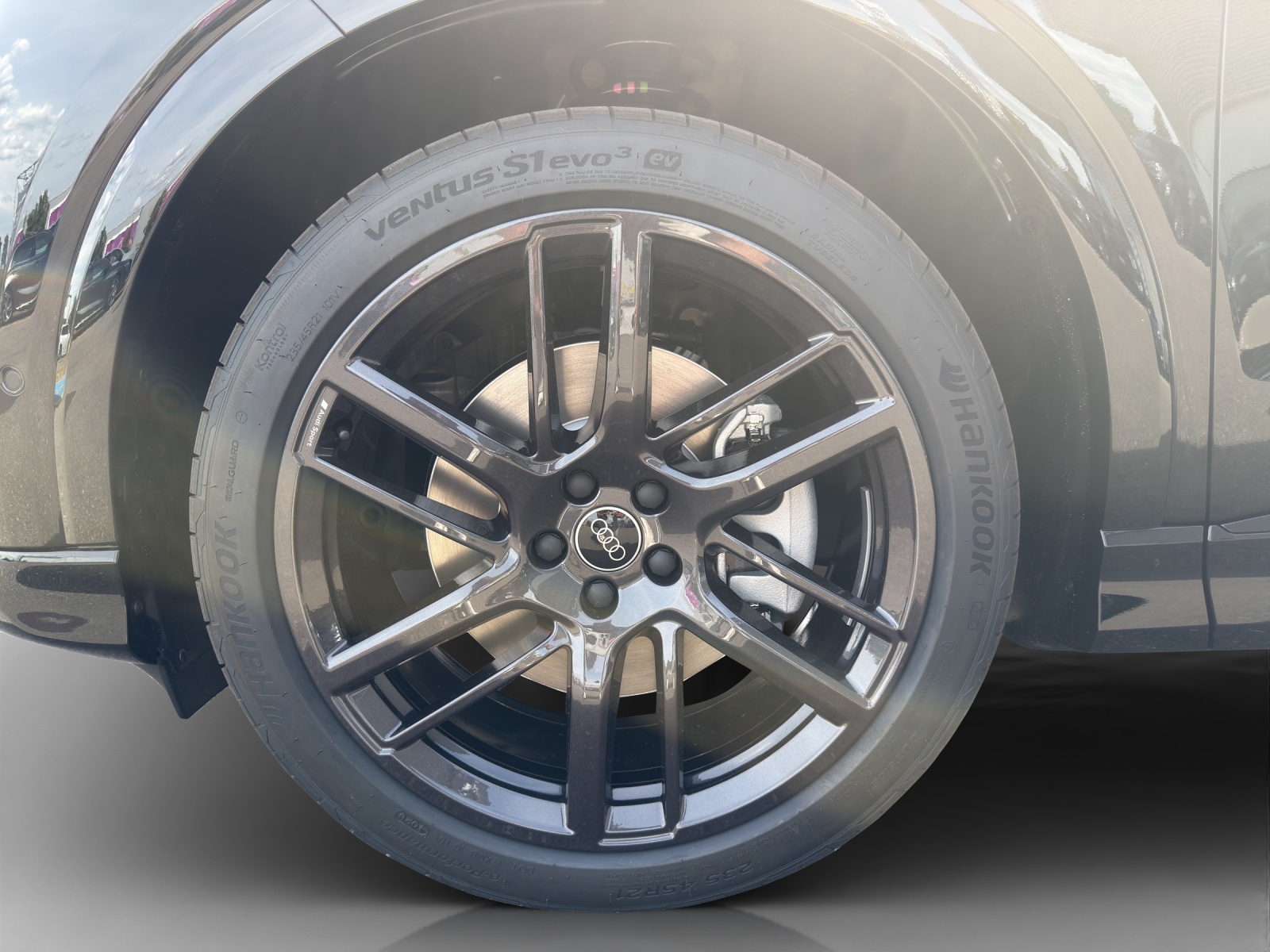 AUDI Q4 e-tron SUV quattro performance-image-13