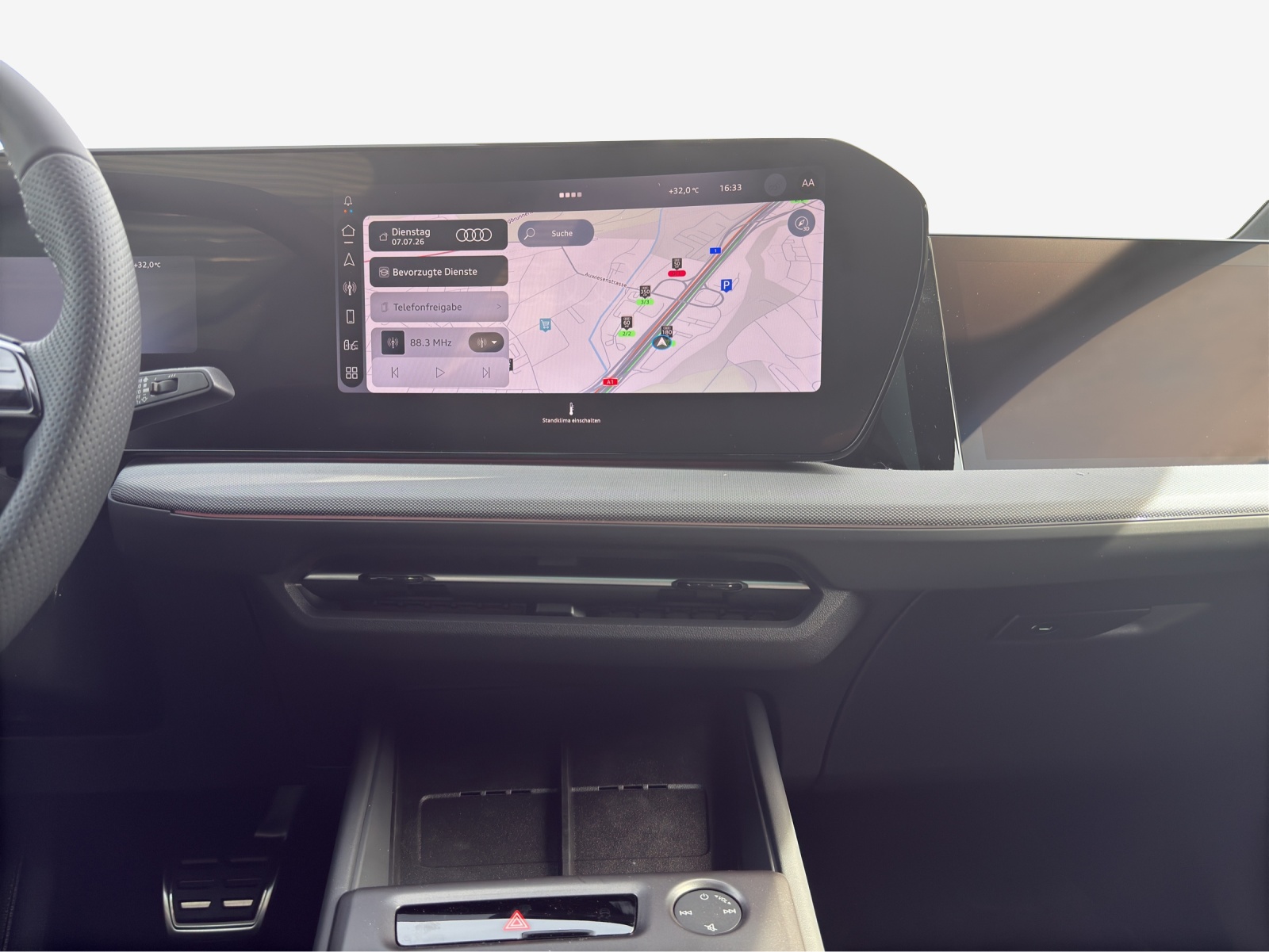 AUDI Q4 e-tron SUV quattro performance-image-10