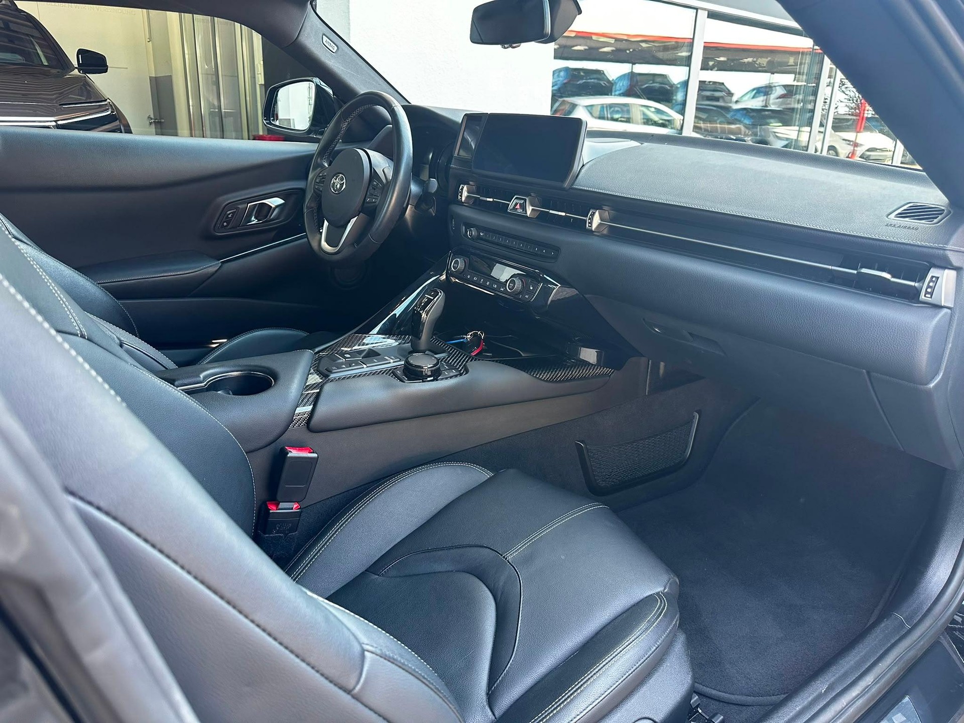 TOYOTA GR Supra 3.0 T Premium-image-11