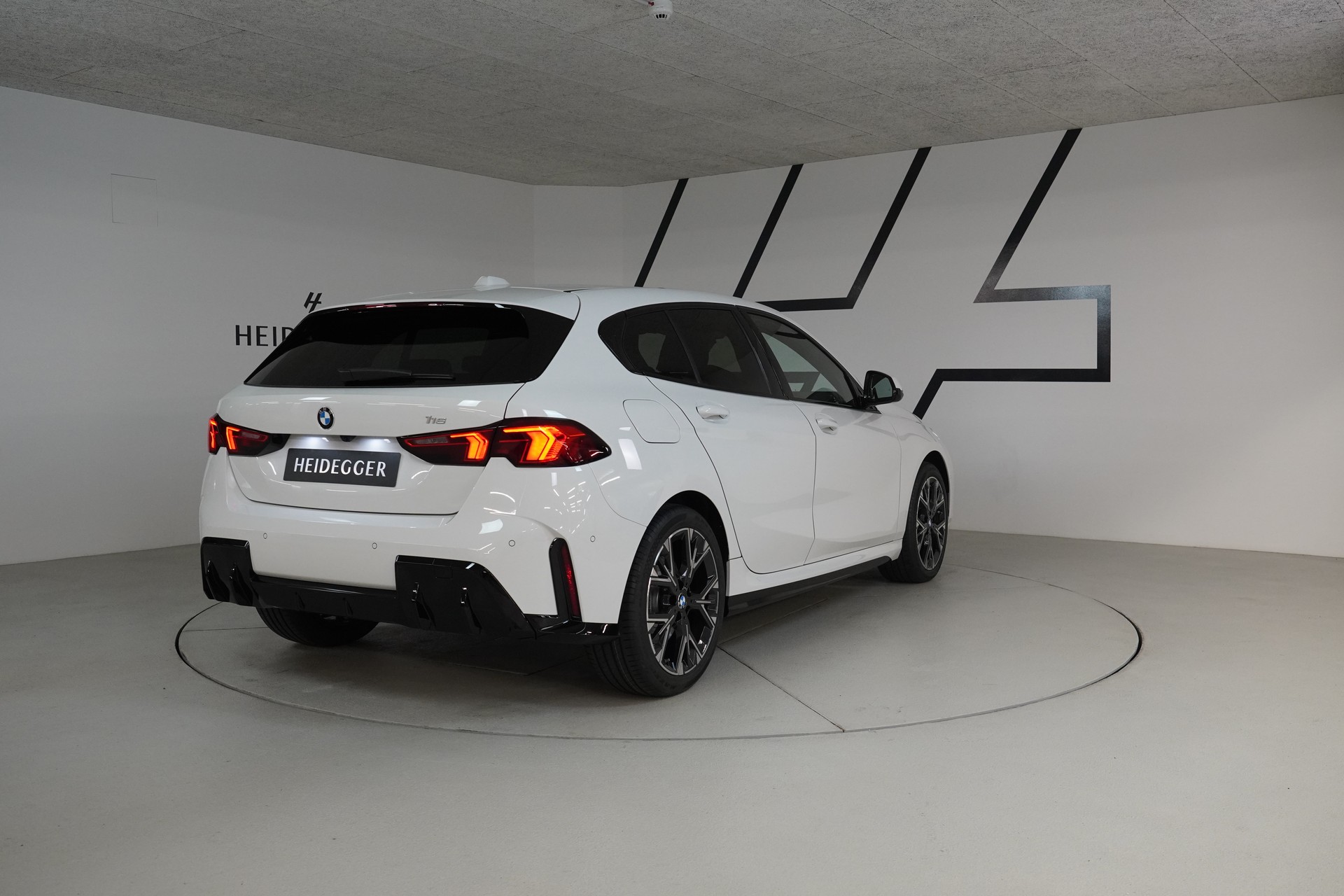 BMW 116 Steptronic M Sport-image-6