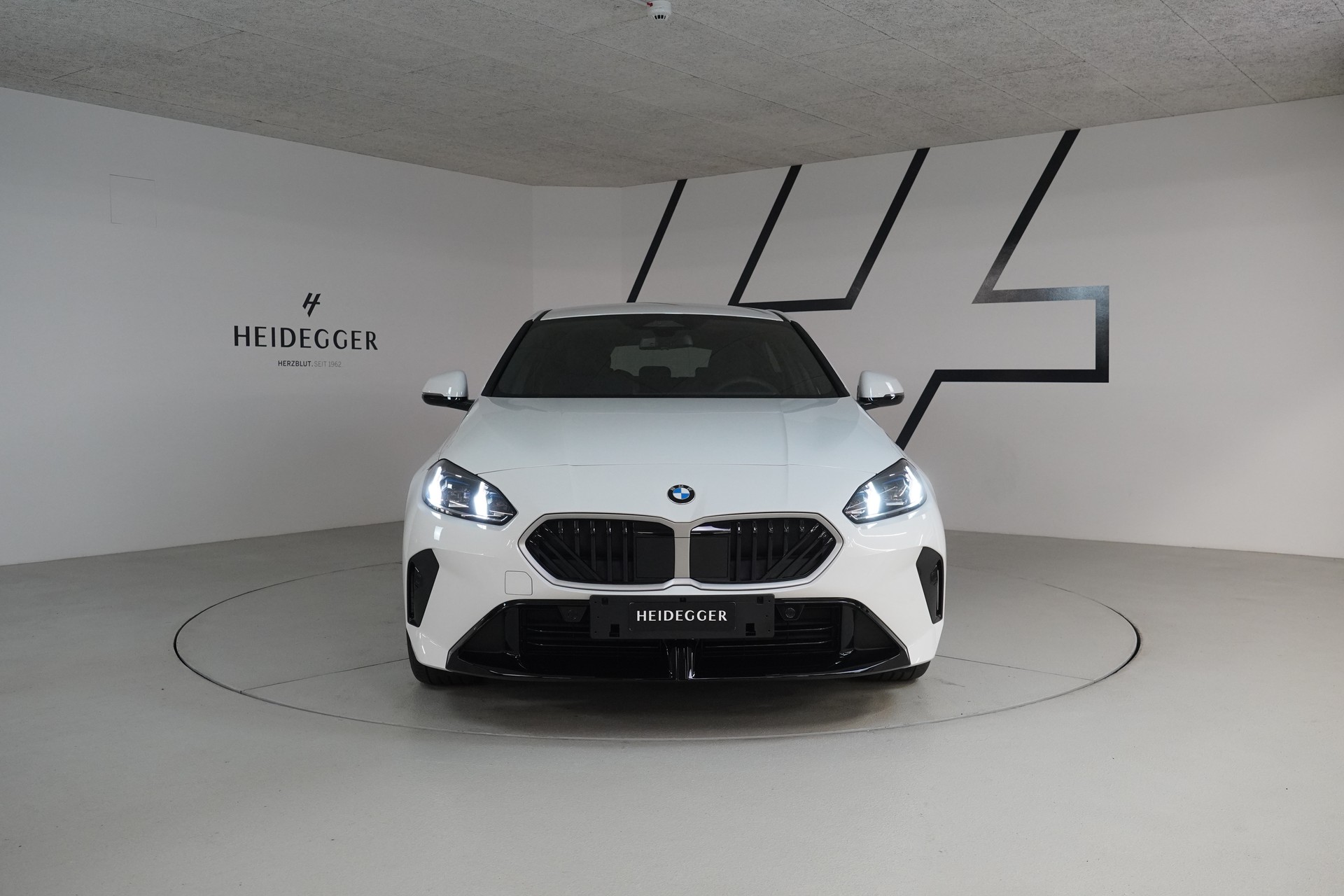 BMW 116 Steptronic M Sport-image-1