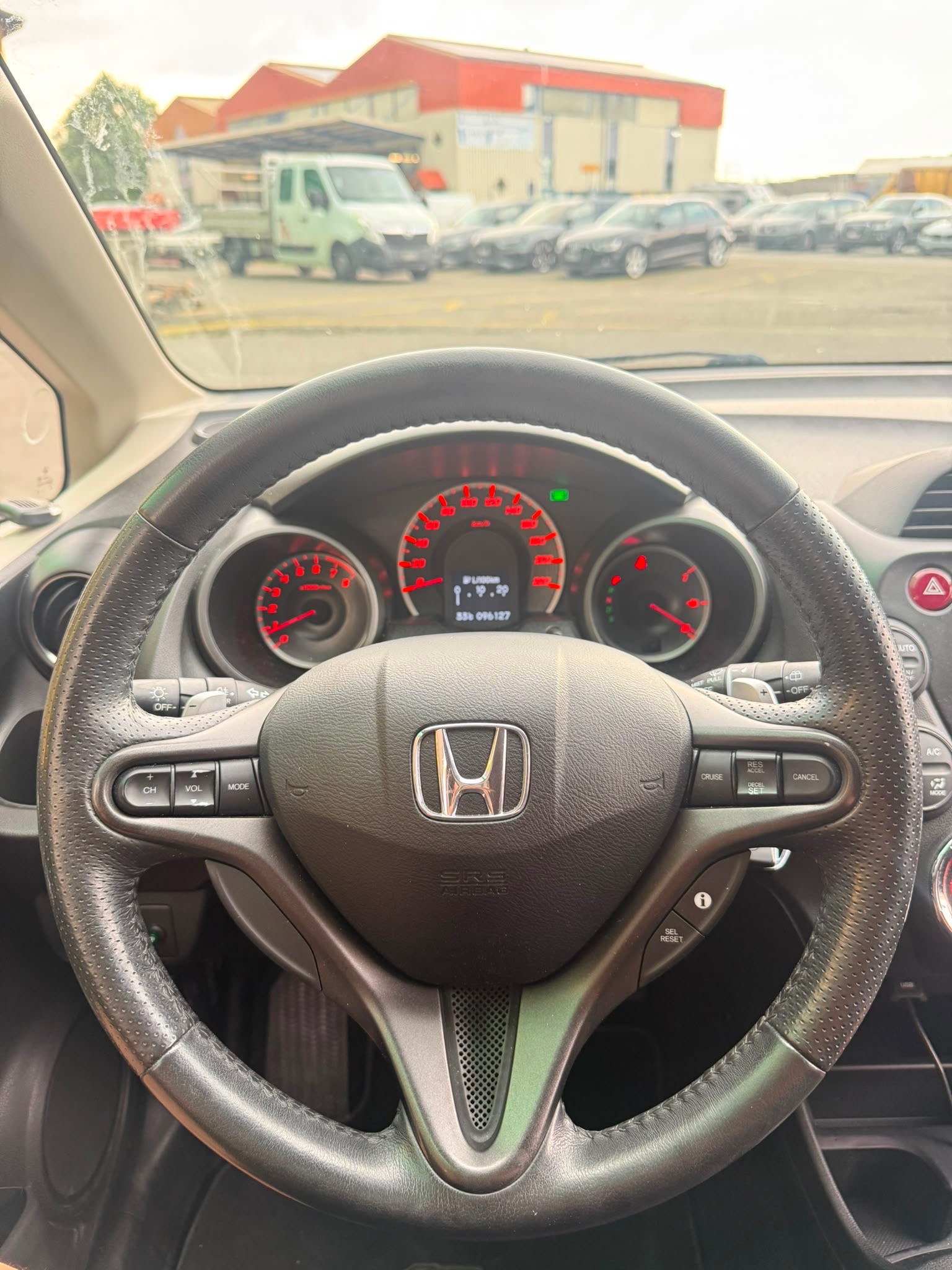 HONDA Jazz 1.4i Elegance CVT-image-10
