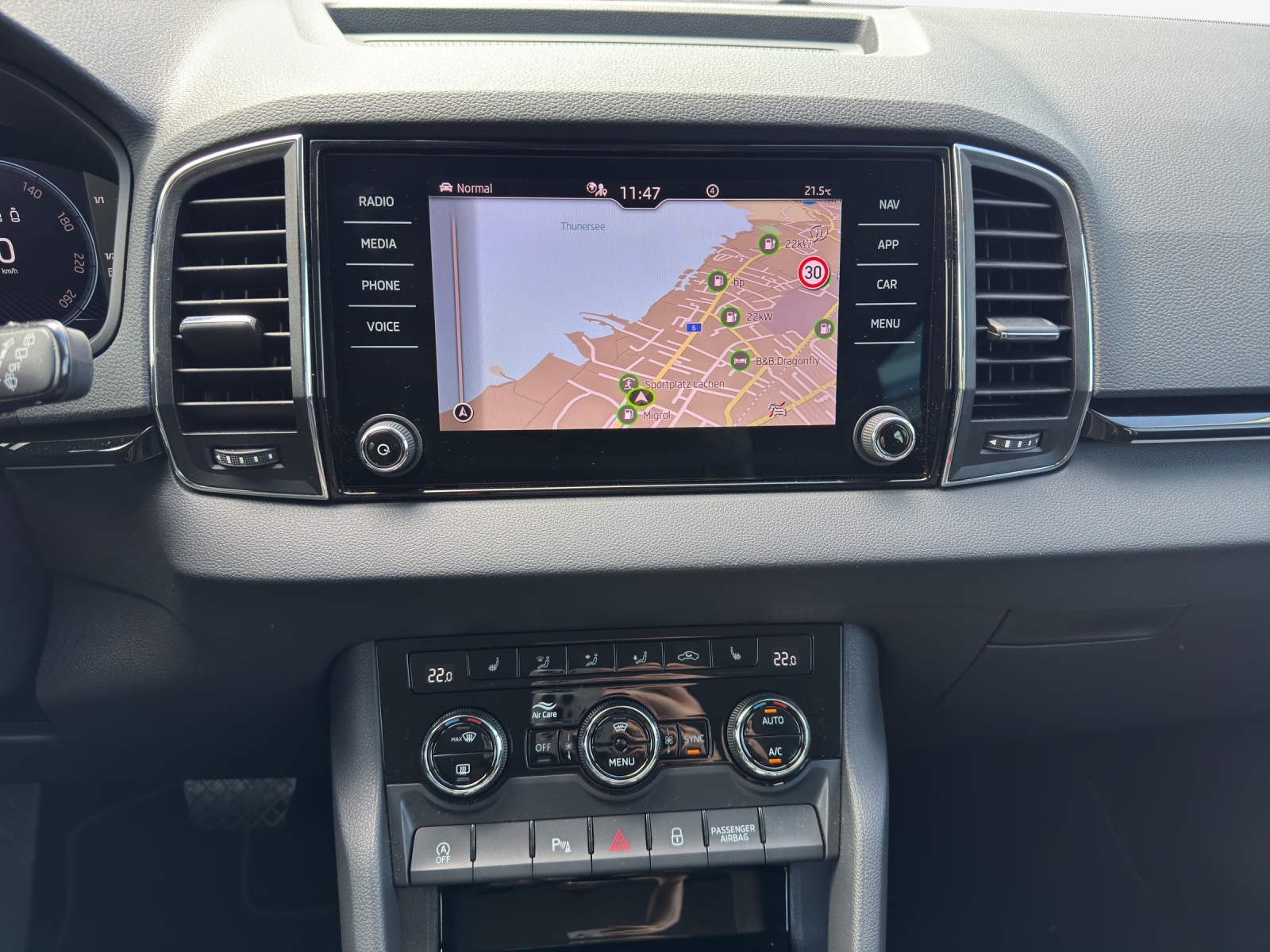 SKODA Karoq 1.5 TSI Dynamic DSG-image-10