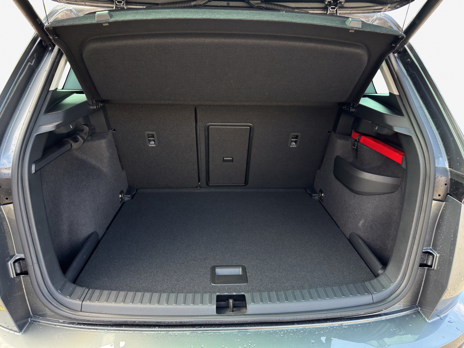 SKODA Karoq 1.5 TSI Dynamic DSG-image-12