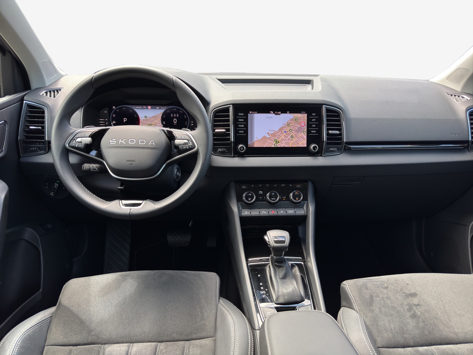 SKODA Karoq 1.5 TSI Dynamic DSG-image-8