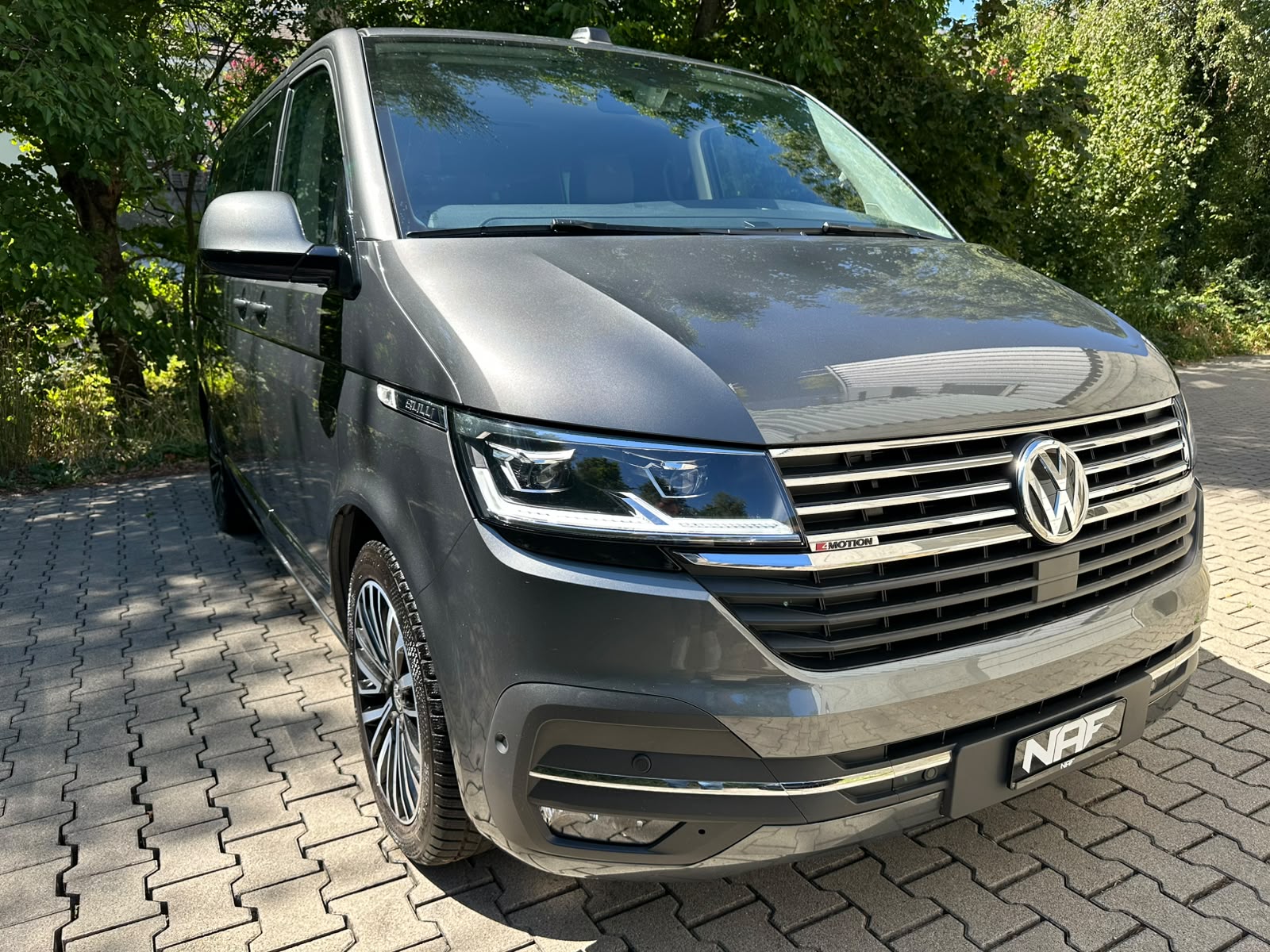 VW T6.1 Multivan 2.0 Bi-TDI Highline Liberty 4Mot. DSG-image-8