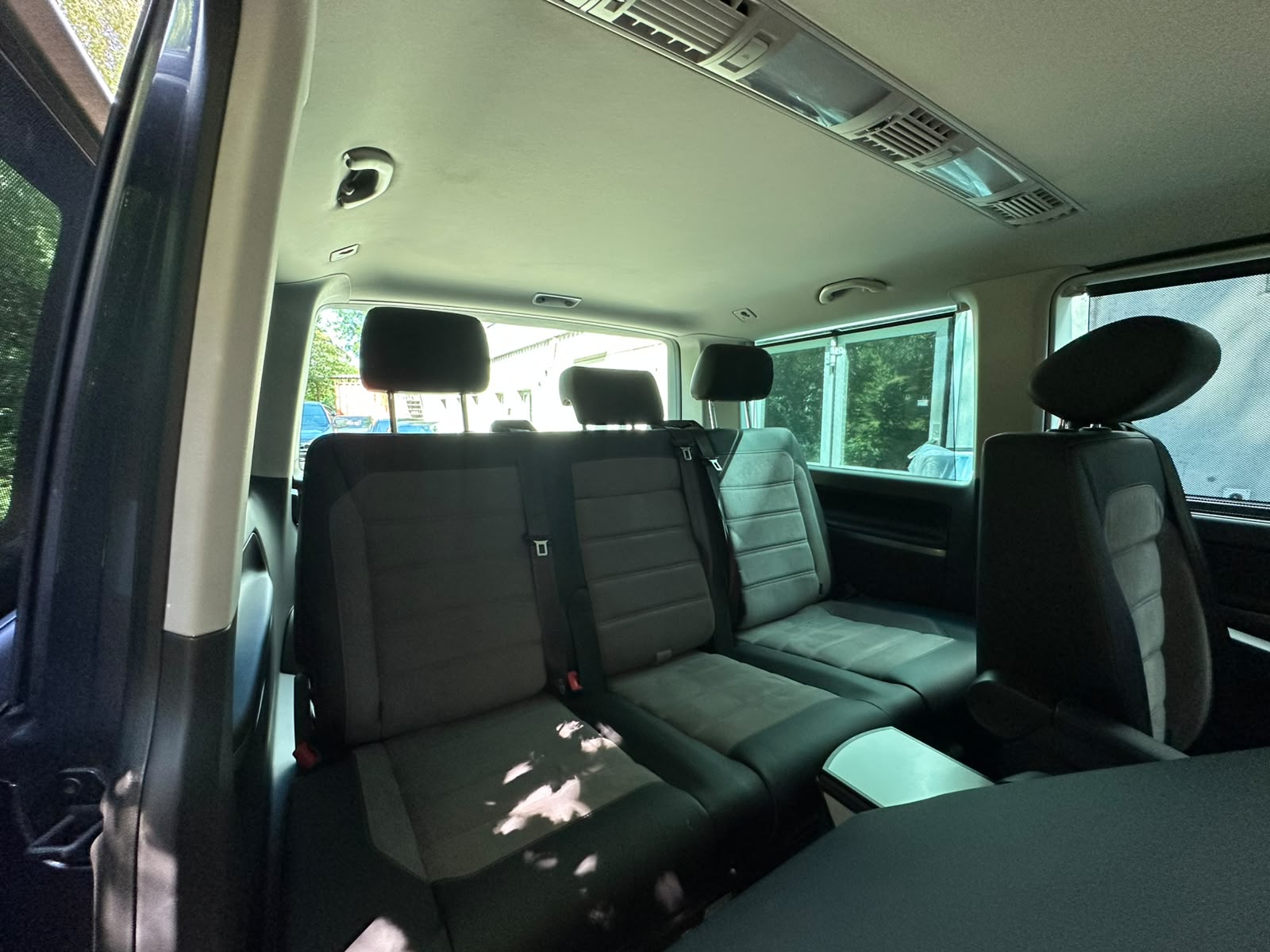 VW T6.1 Multivan 2.0 Bi-TDI Highline Liberty 4Mot. DSG-image-21