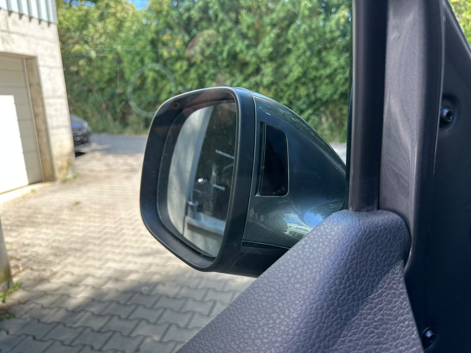 VW T6.1 Multivan 2.0 Bi-TDI Highline Liberty 4Mot. DSG-image-12