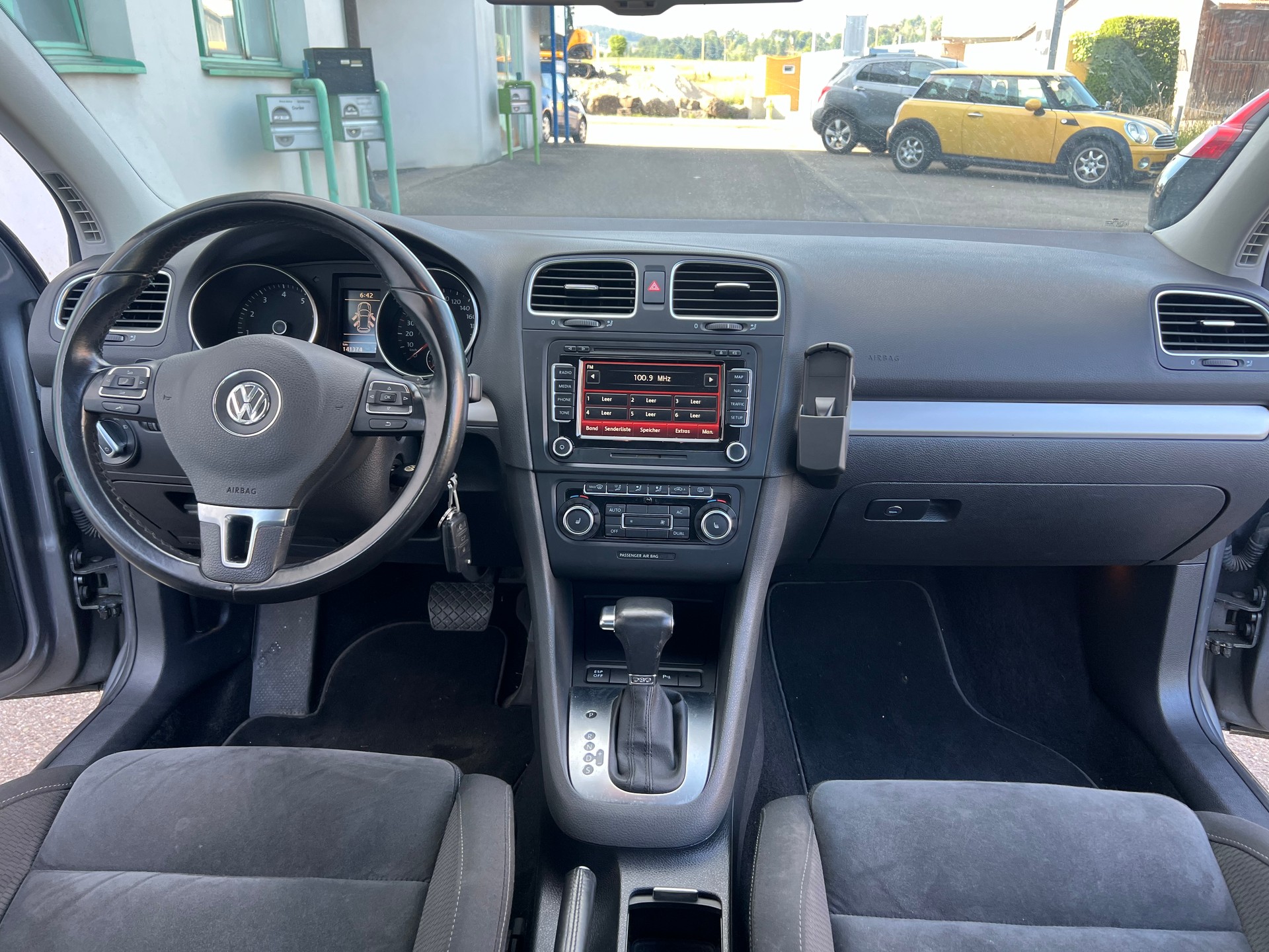 VW Golf 1.8 TSI Highline DSG-image-6
