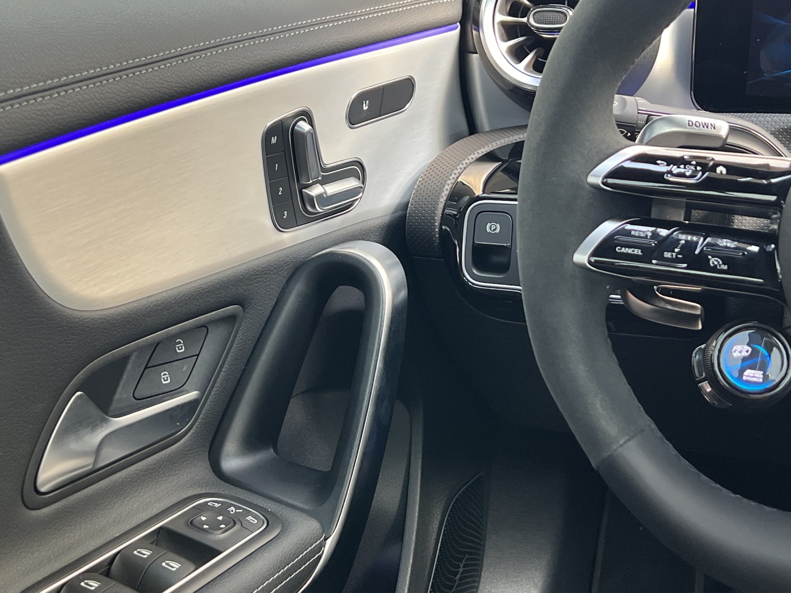 MERCEDES-BENZ A AMG 45 S 4Matic+ 8G-DCT-image-12