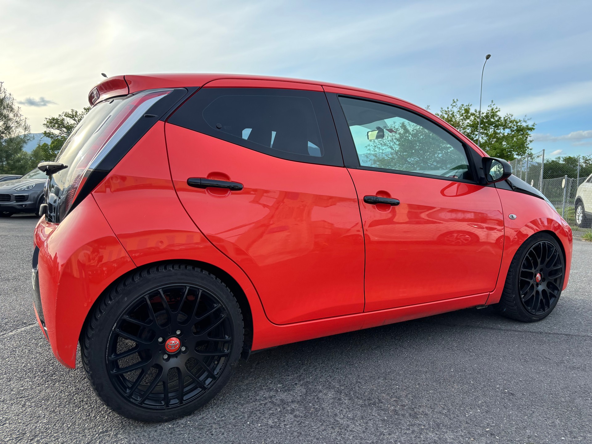 TOYOTA Aygo 1.0 VVT-i x-clusiv MultiMode-image-3