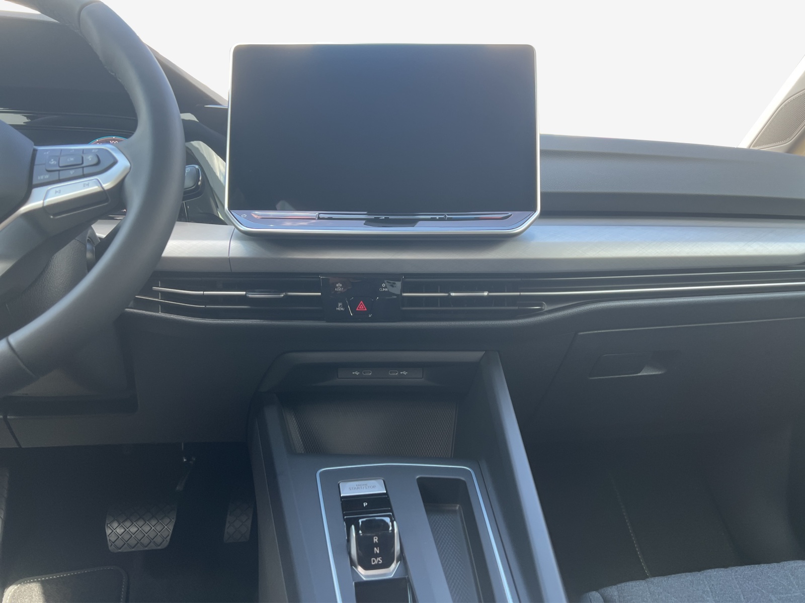 VW Golf 1.5 e TSI mHEV United DSG-image-10