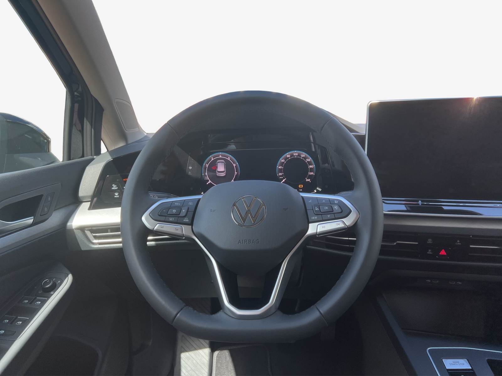 VW Golf 1.5 e TSI mHEV United DSG-image-9