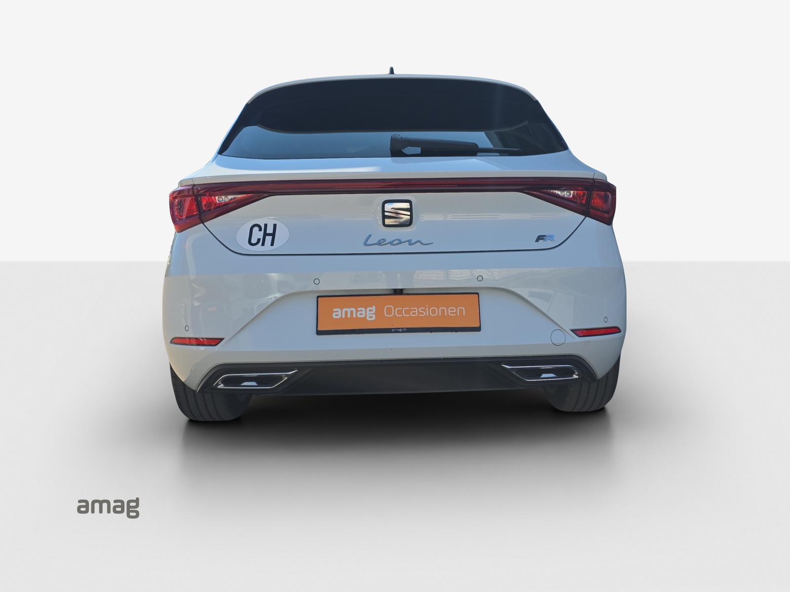 SEAT Leon 1.5 eTSI mHEV DSG FR-image-3