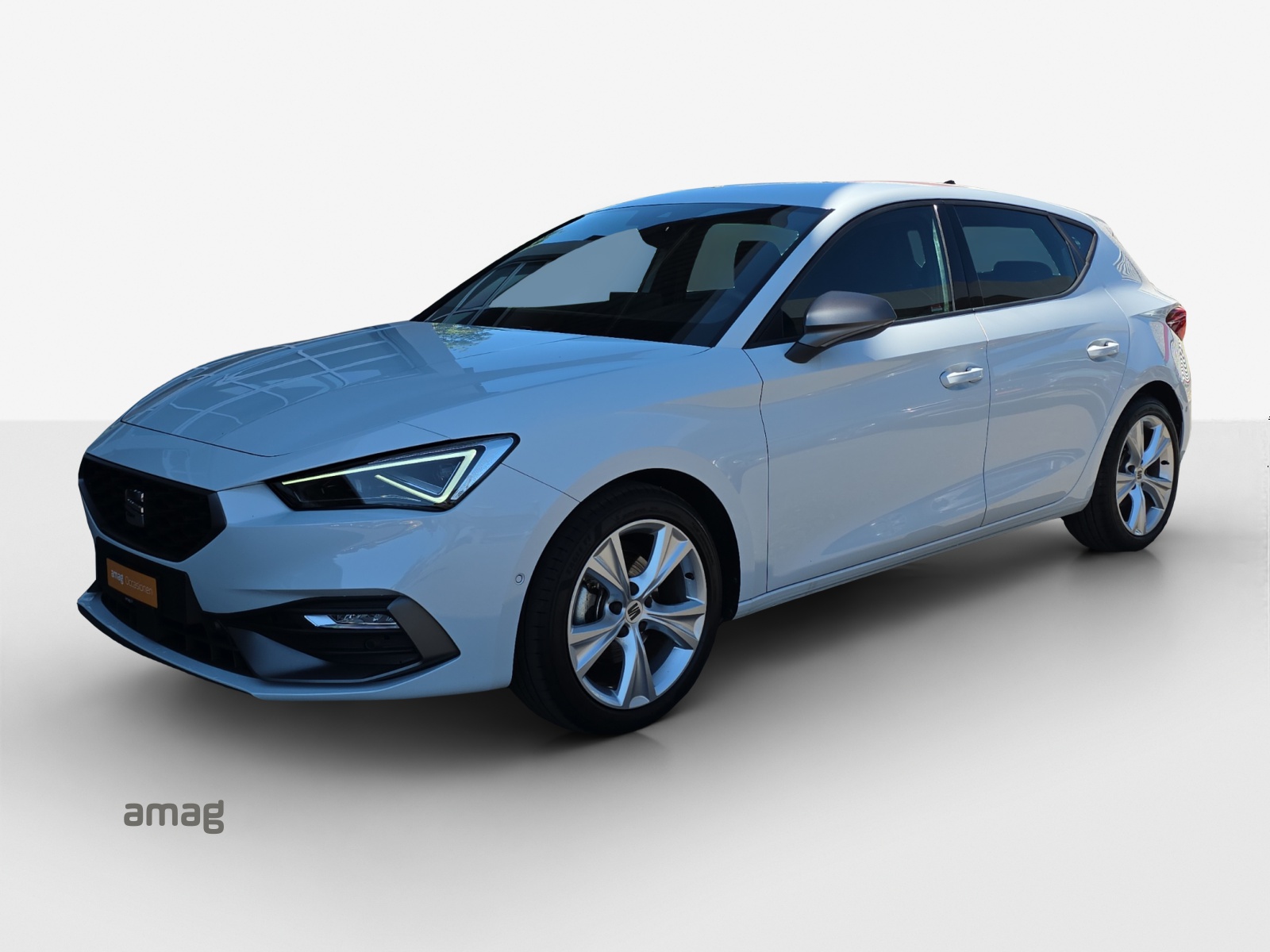 SEAT Leon 1.5 eTSI mHEV DSG FR-image-0