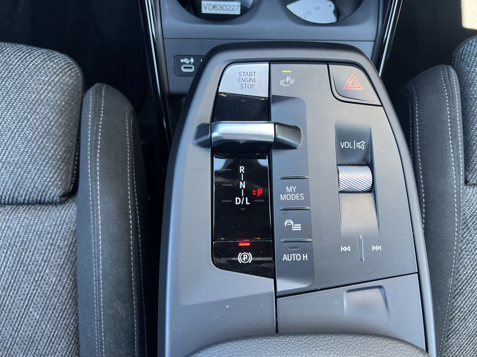 BMW 218d Active Tourer DKG-image-12