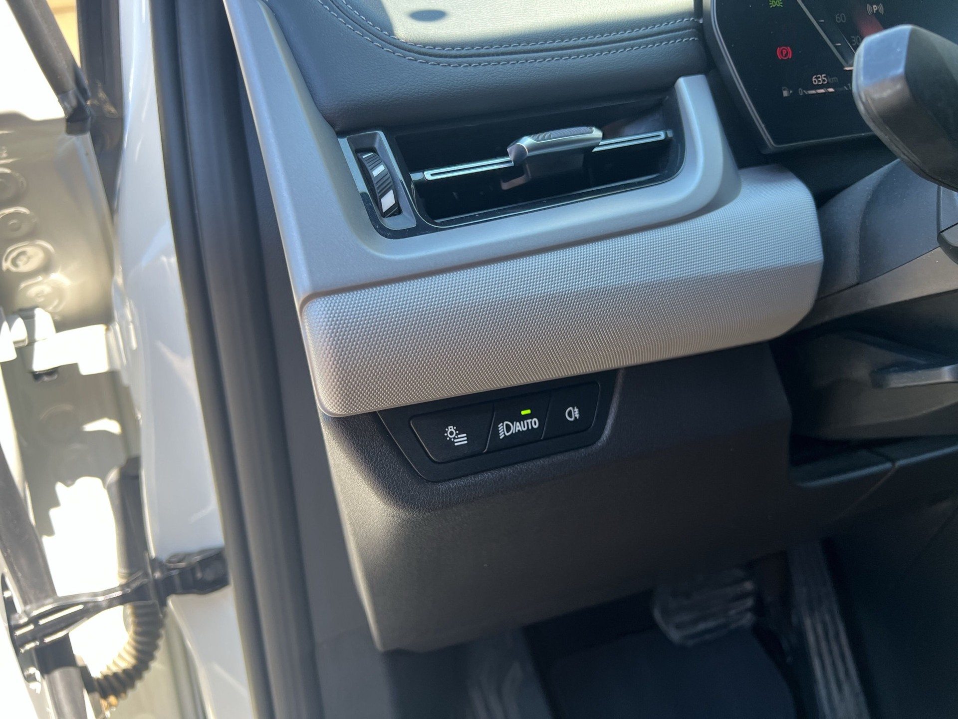 BMW 218d Active Tourer DKG-image-19